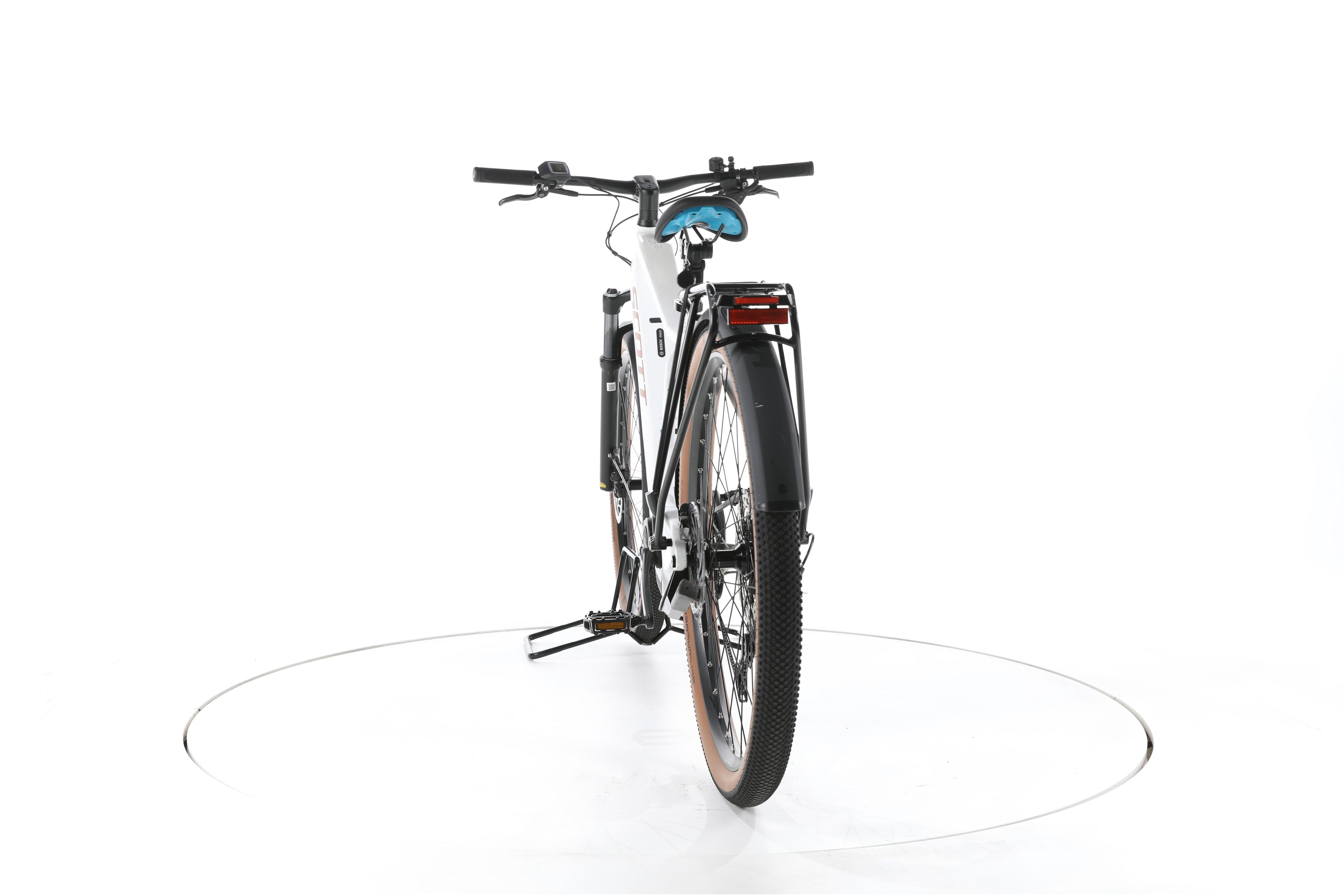 Scott Axis eRIDE 10 Trekking E-Bike - Image 10