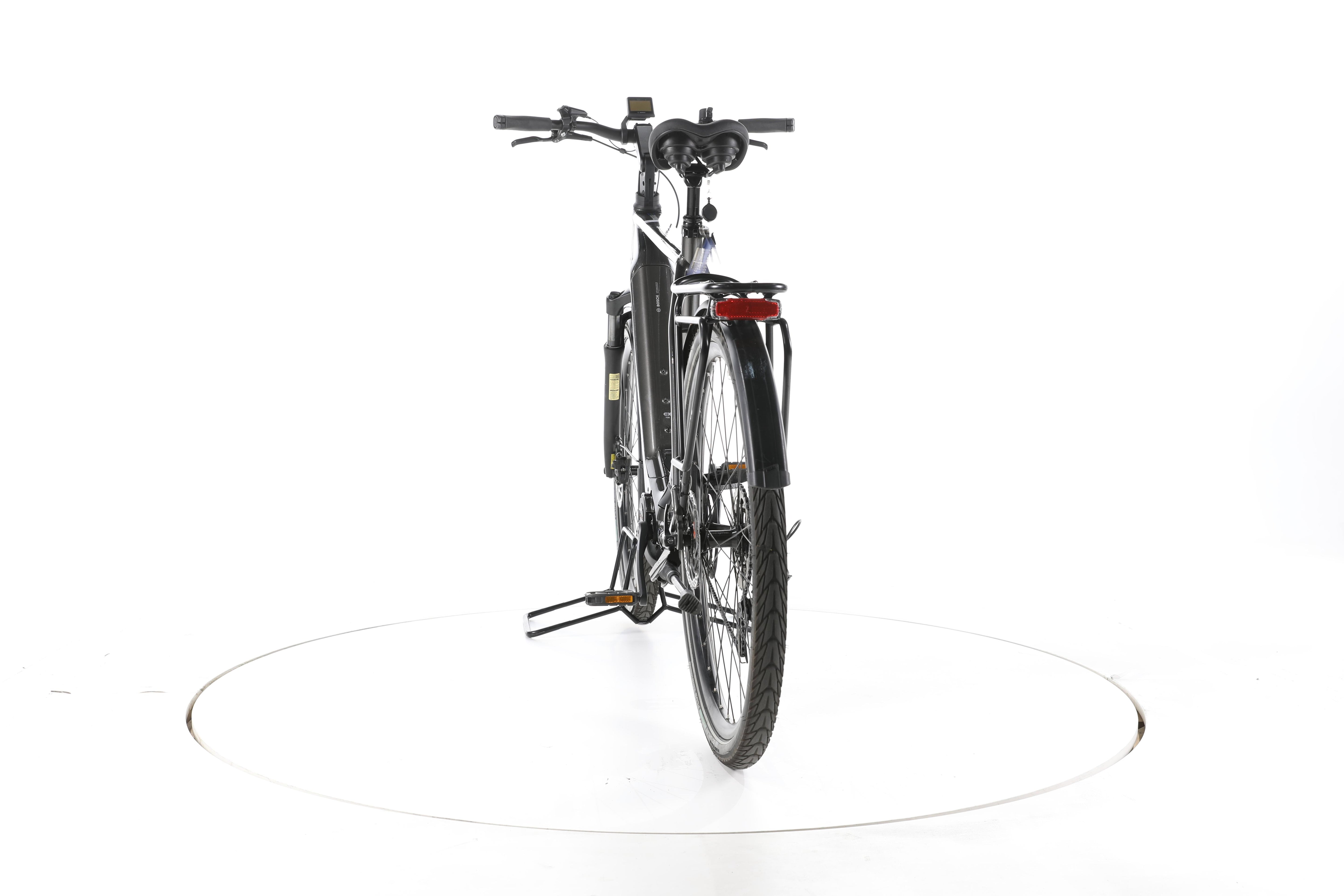 KTM Macina Style 740 Trekking E-Bike - Image 10