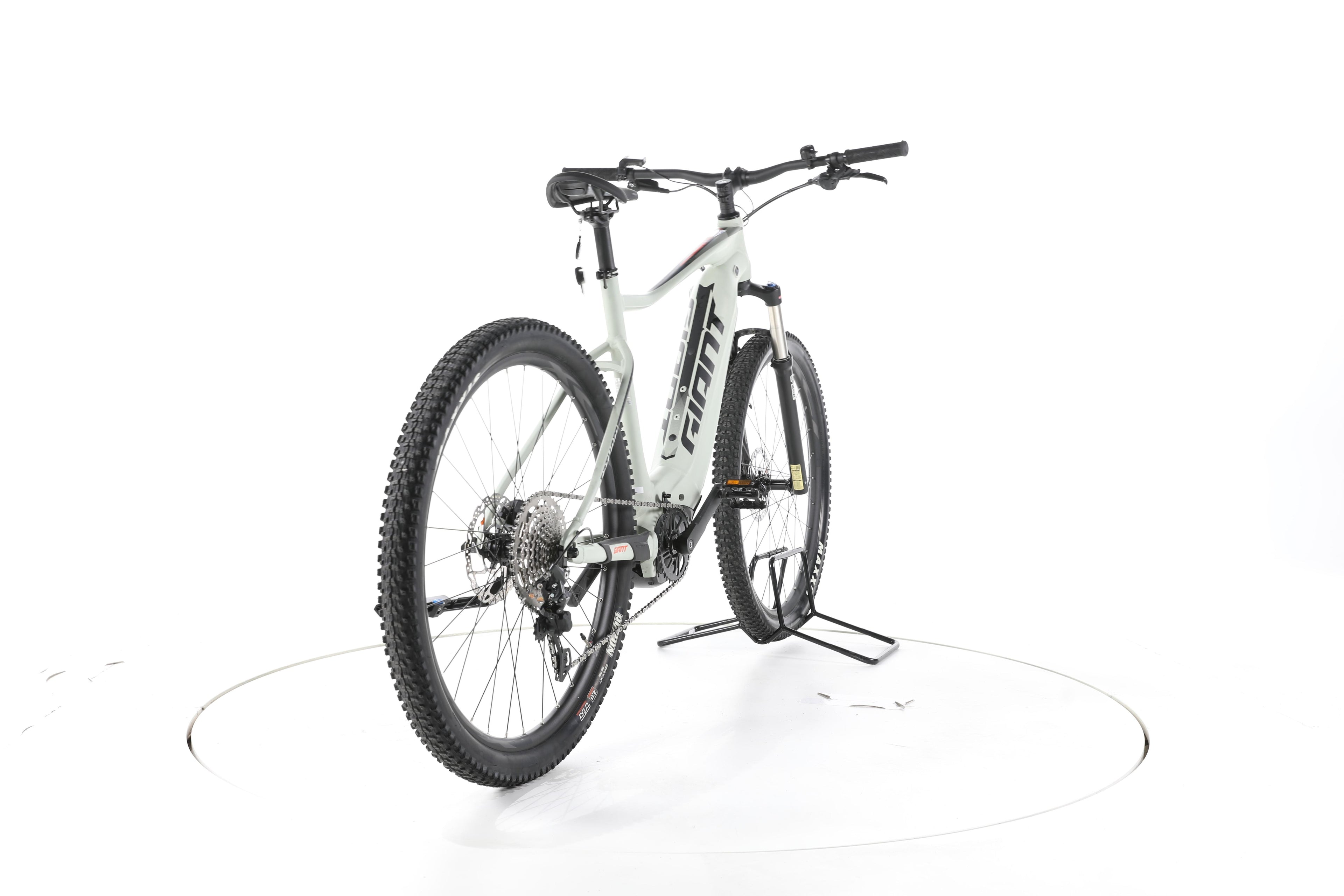Giant Fathom E+2 E-Bike - Image 11