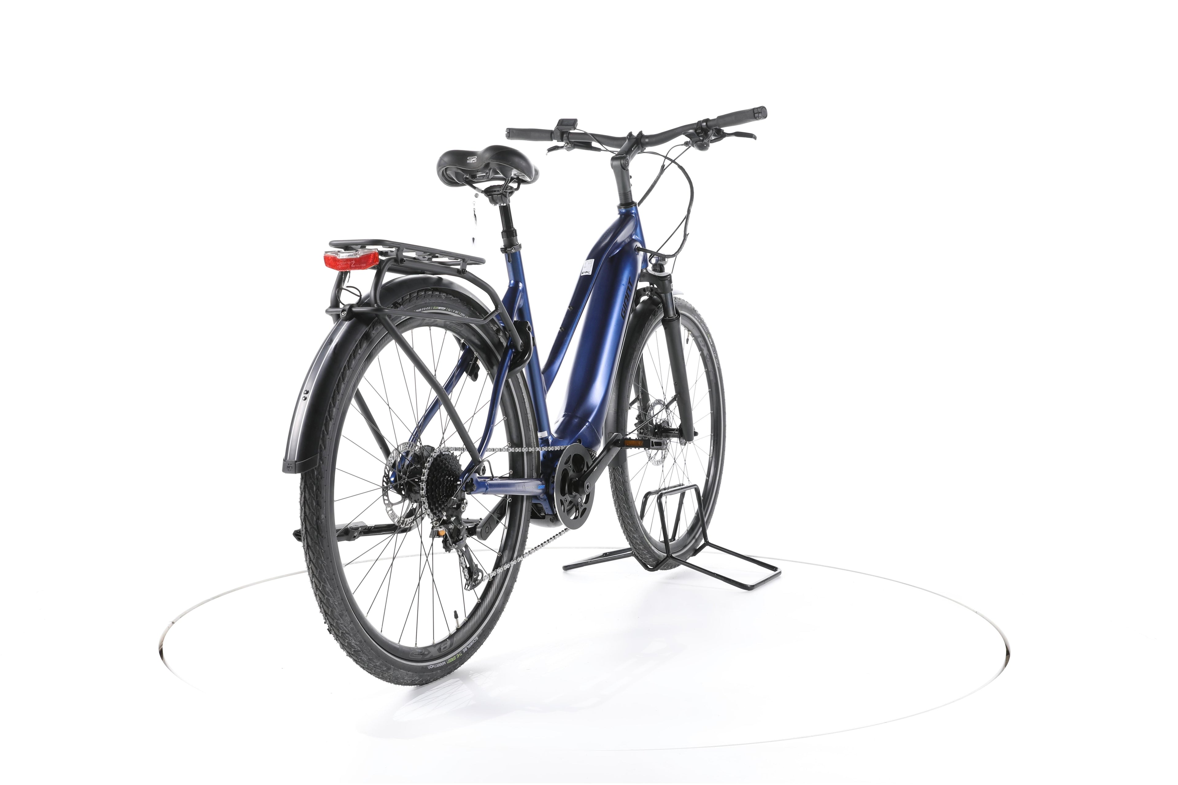 Giant Explore E+ 2 STA Trekking E-Bike - Image 11