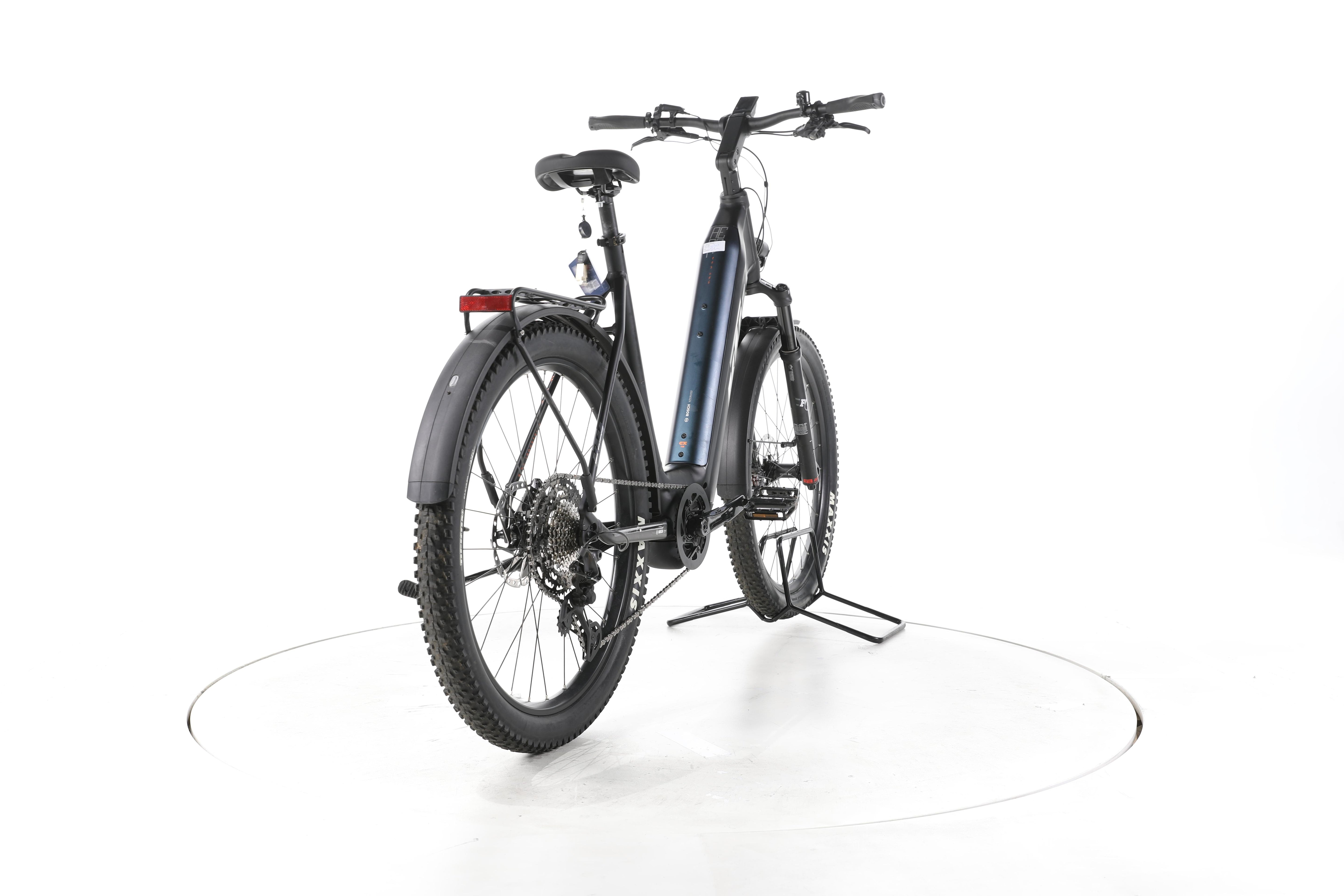 KTM Macina AERA 771 LFC US Trekking E-Bike Tiefeinsteiger - Image 11