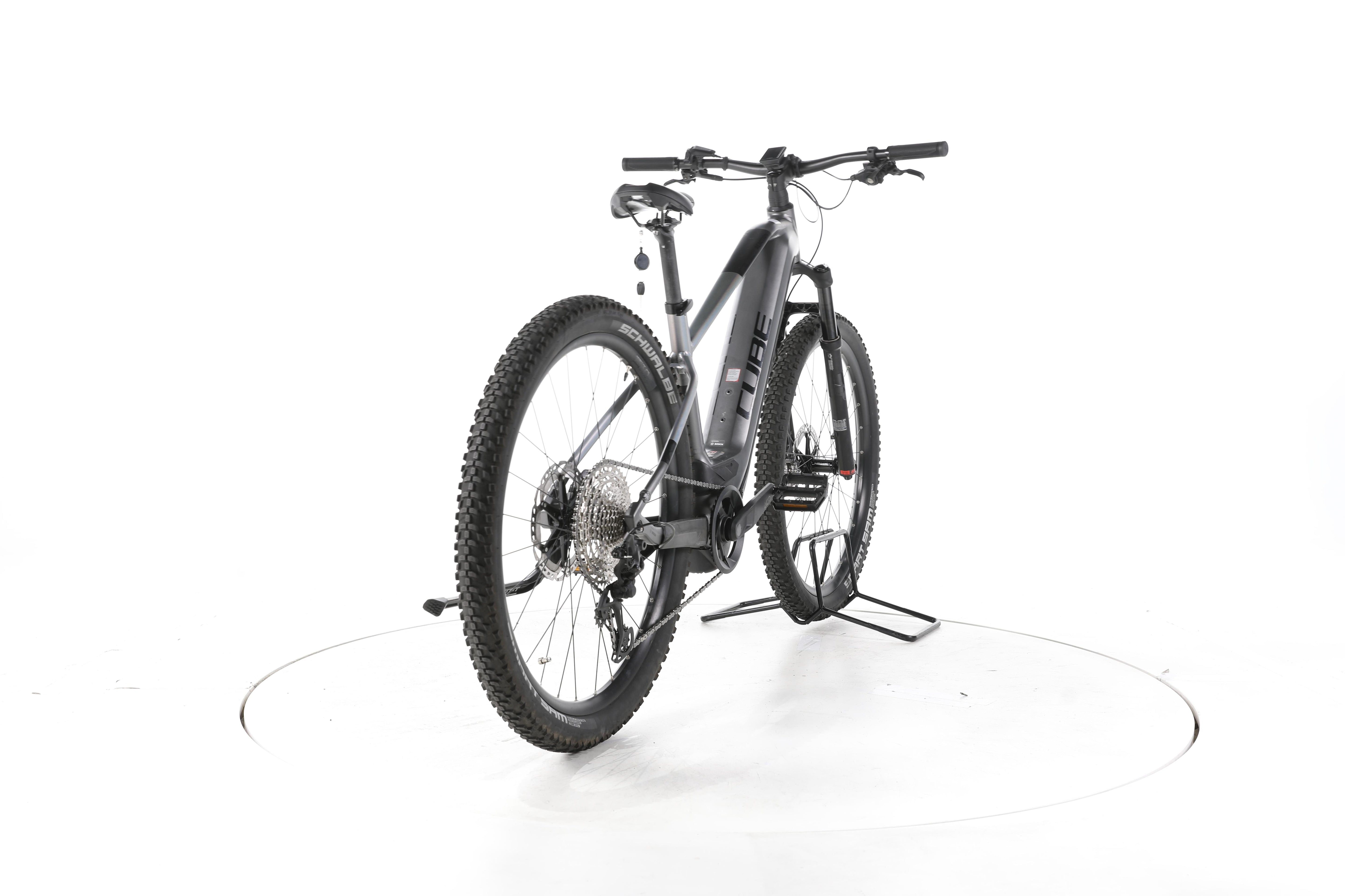 Cube Reaction Hybrid SLT Trekking E-Bike - Image 11