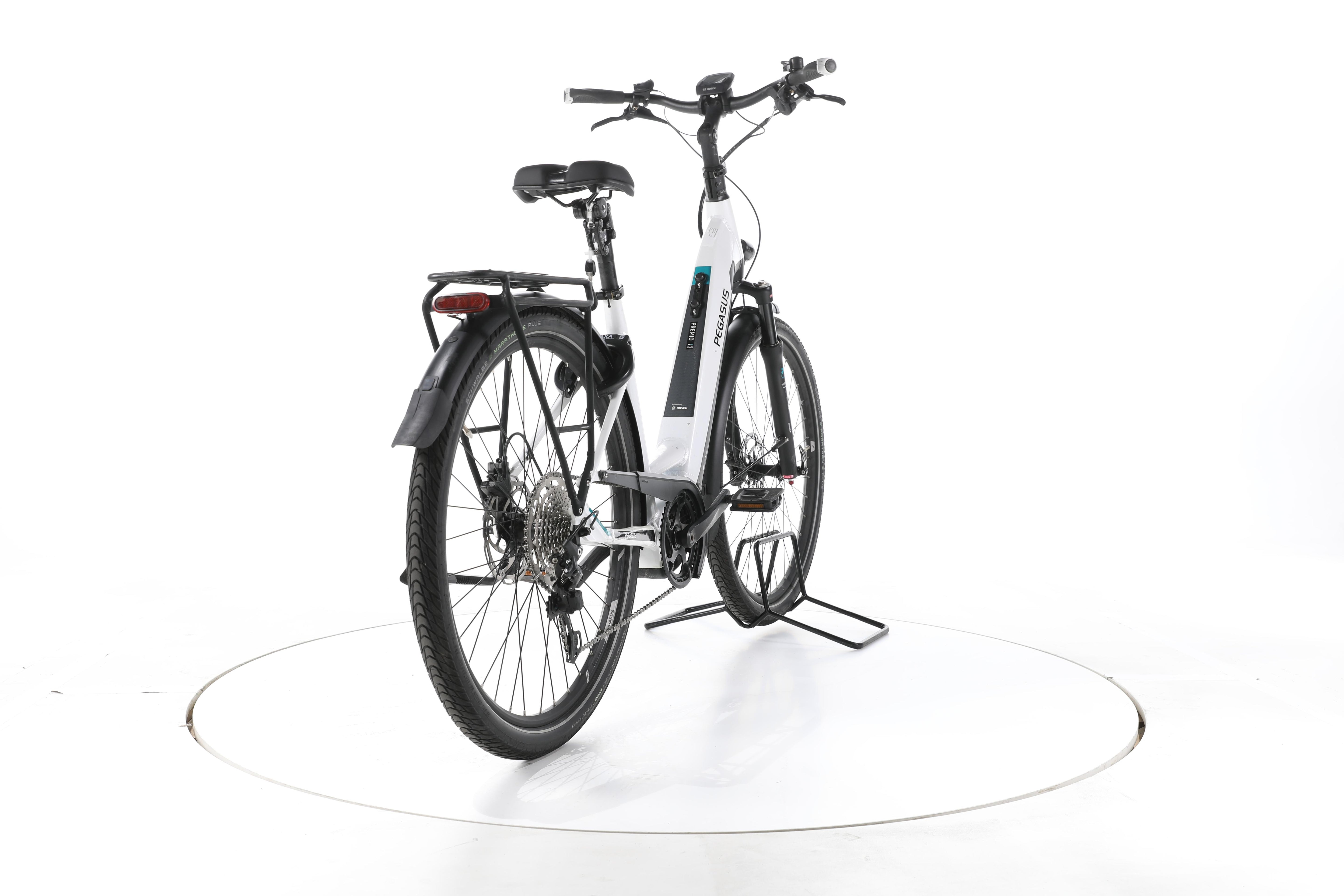 Pegasus Premio Evo Lite Comfort Trekking E-Bike Tiefeinsteiger - Image 11