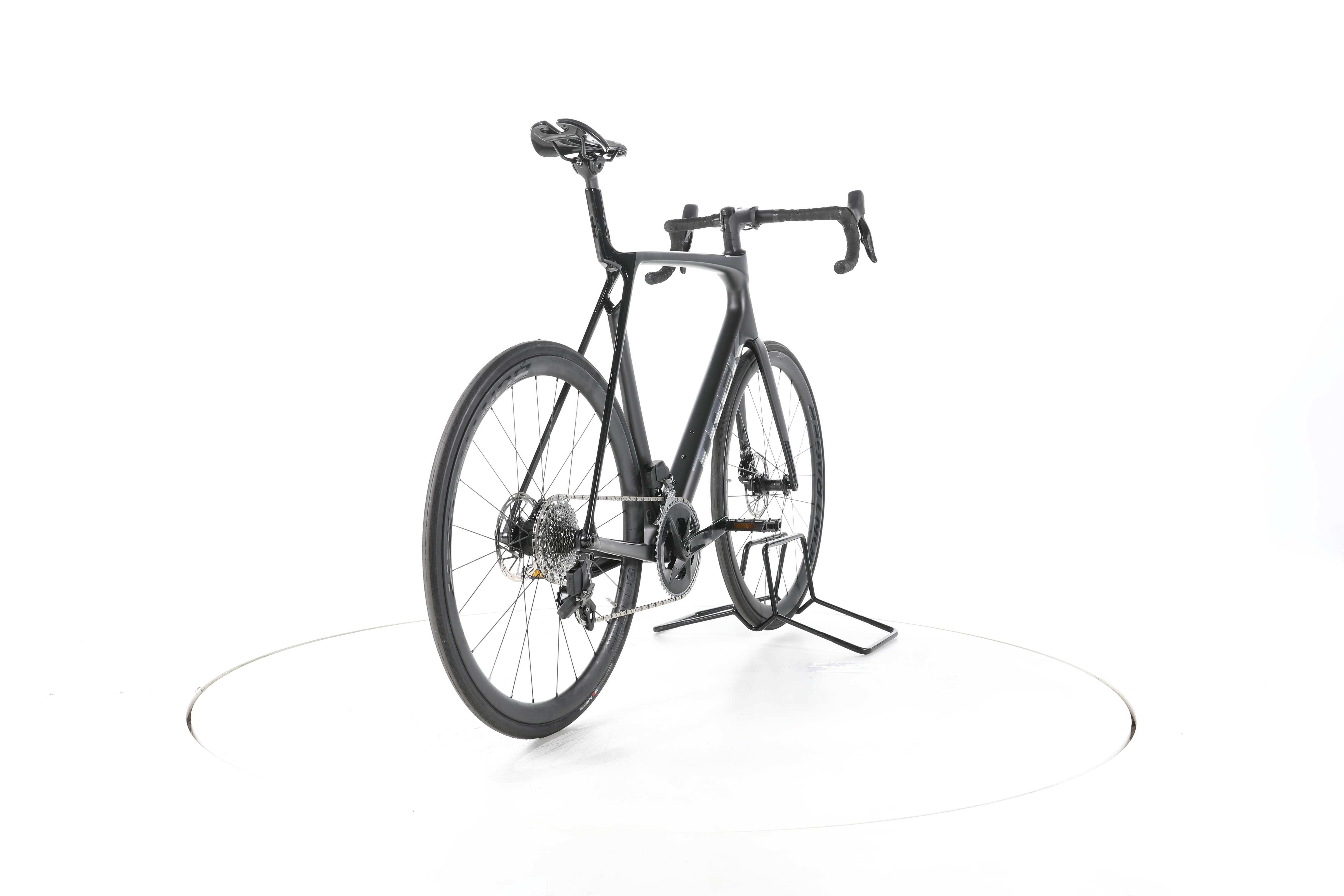 Trek Madone SL 6 AXS Gen 8 - Image 11