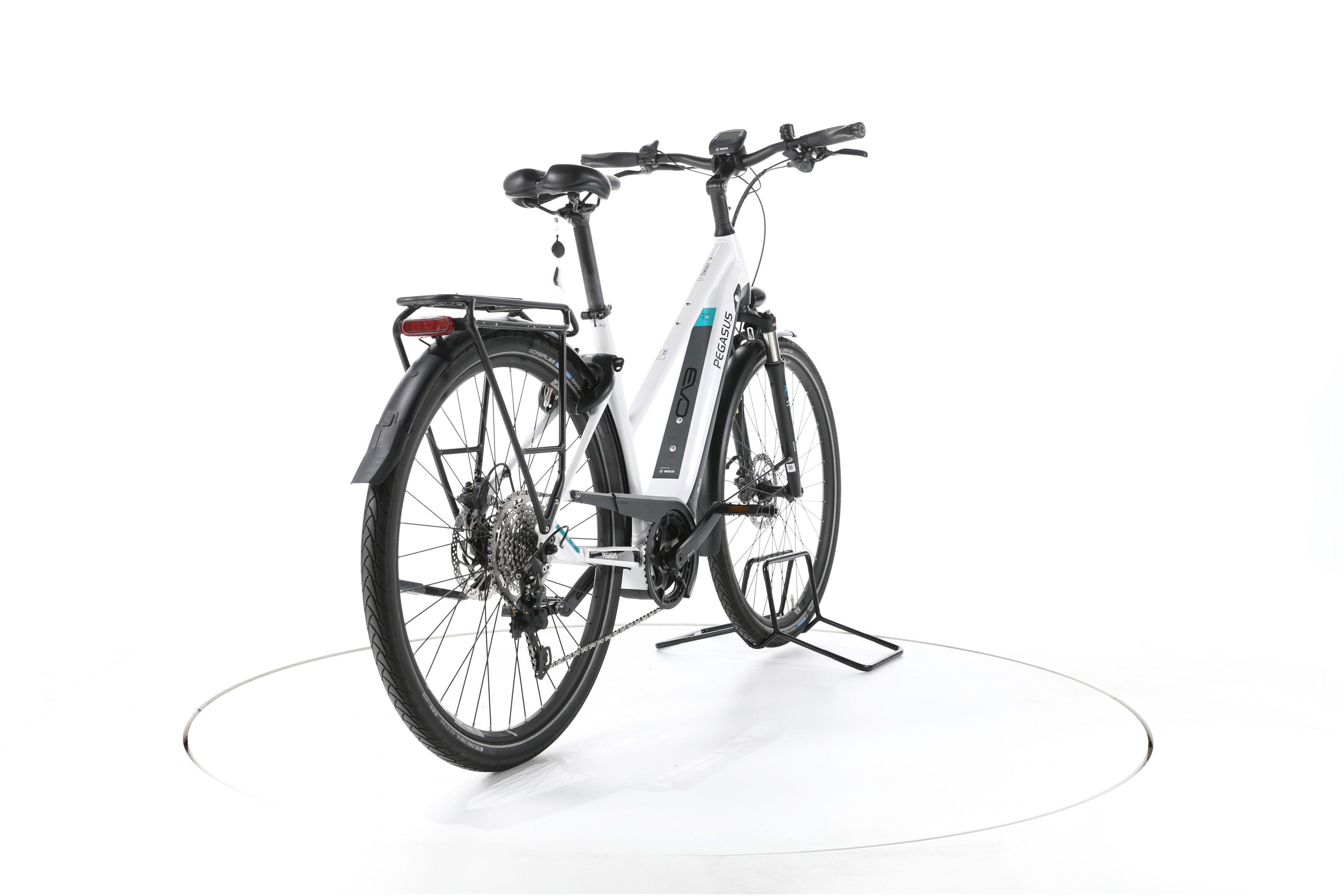 Pegasus Premio EVO 10 Lite Trekking E-Bike - Image 11