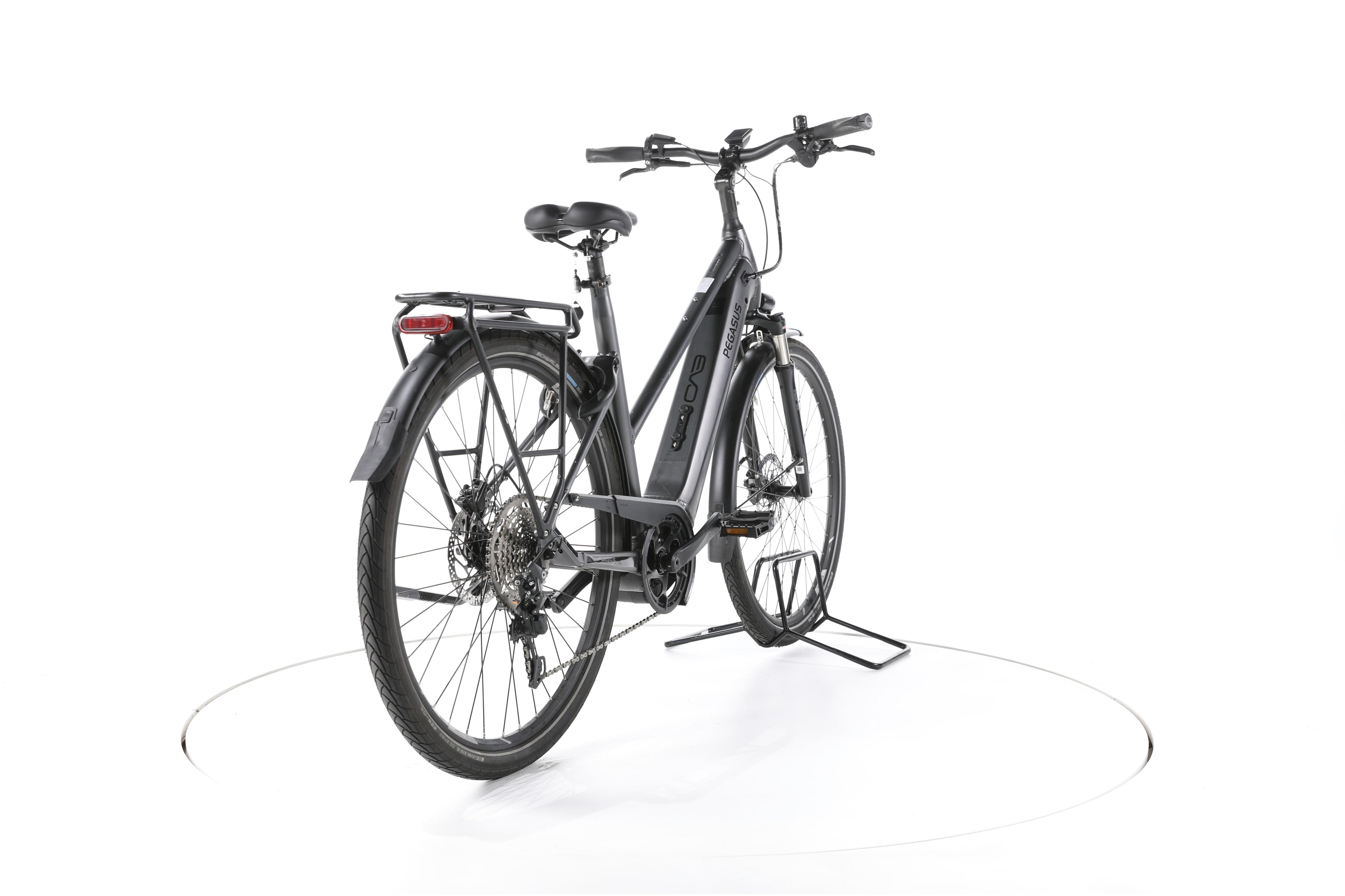 Pegasus Premio EVO 10 Lite Trekking E-Bike - Image 11