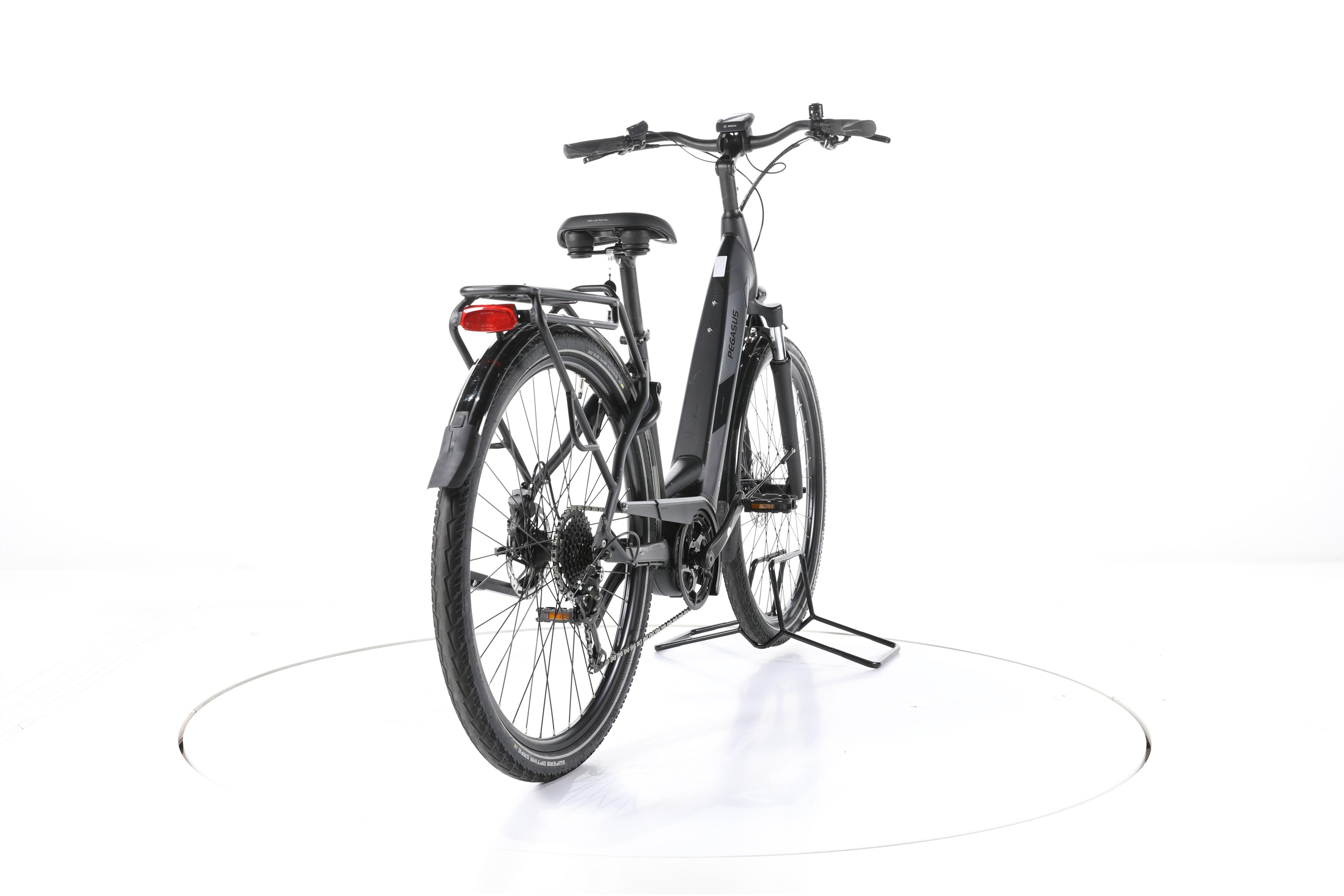 Pegasus Solero EVO 8R City E-Bike Tiefeinsteiger - Image 11