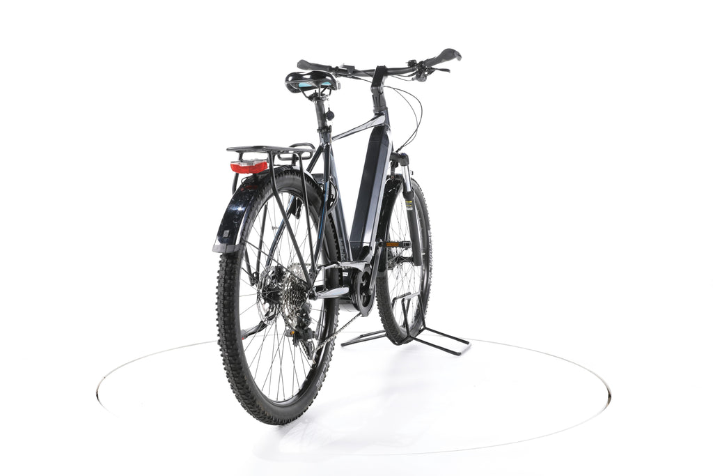 Green's Dorset Trekking E-Bike - Image 11