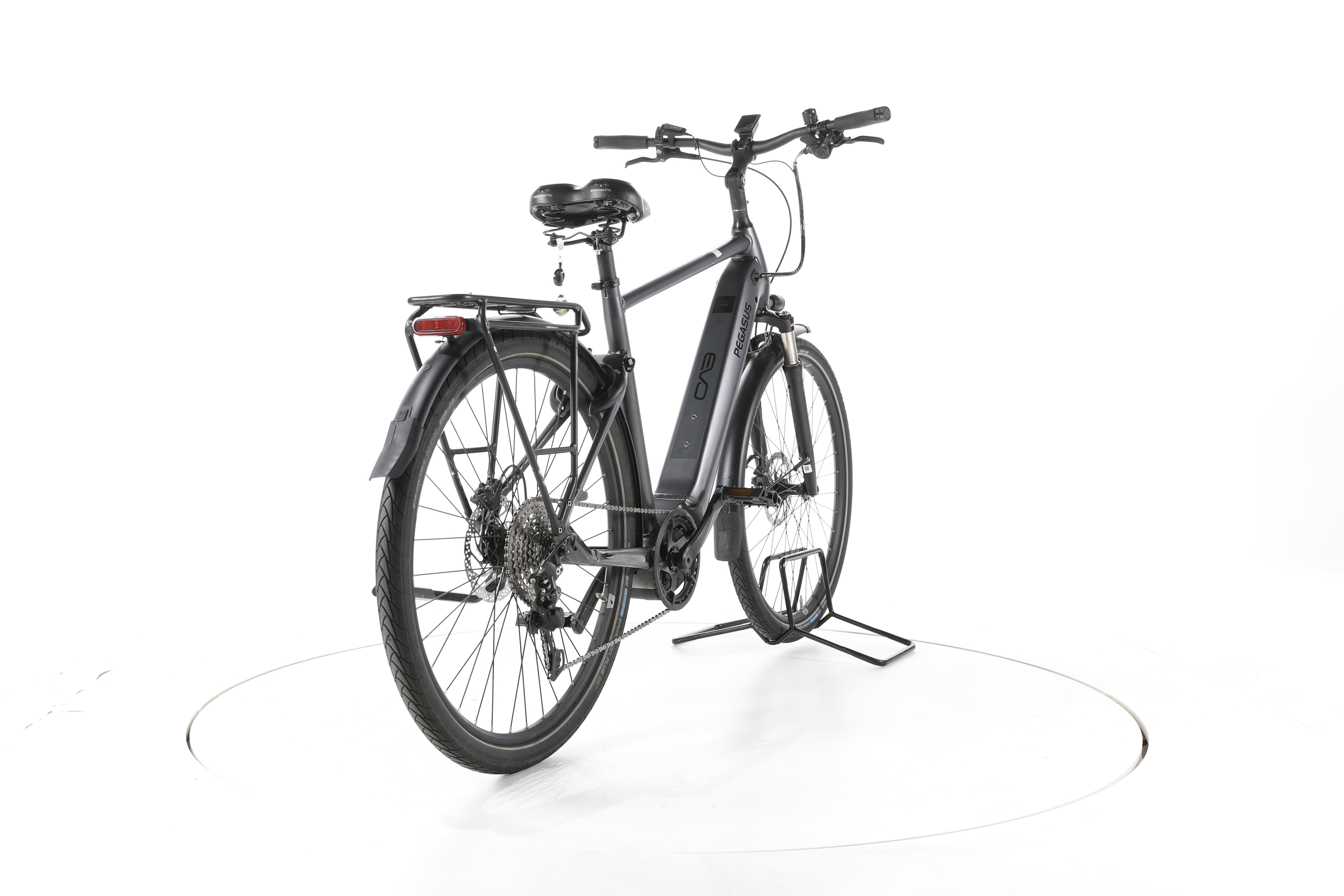 Pegasus Premio EVO 10 Lite Trekking E-Bike - Image 11