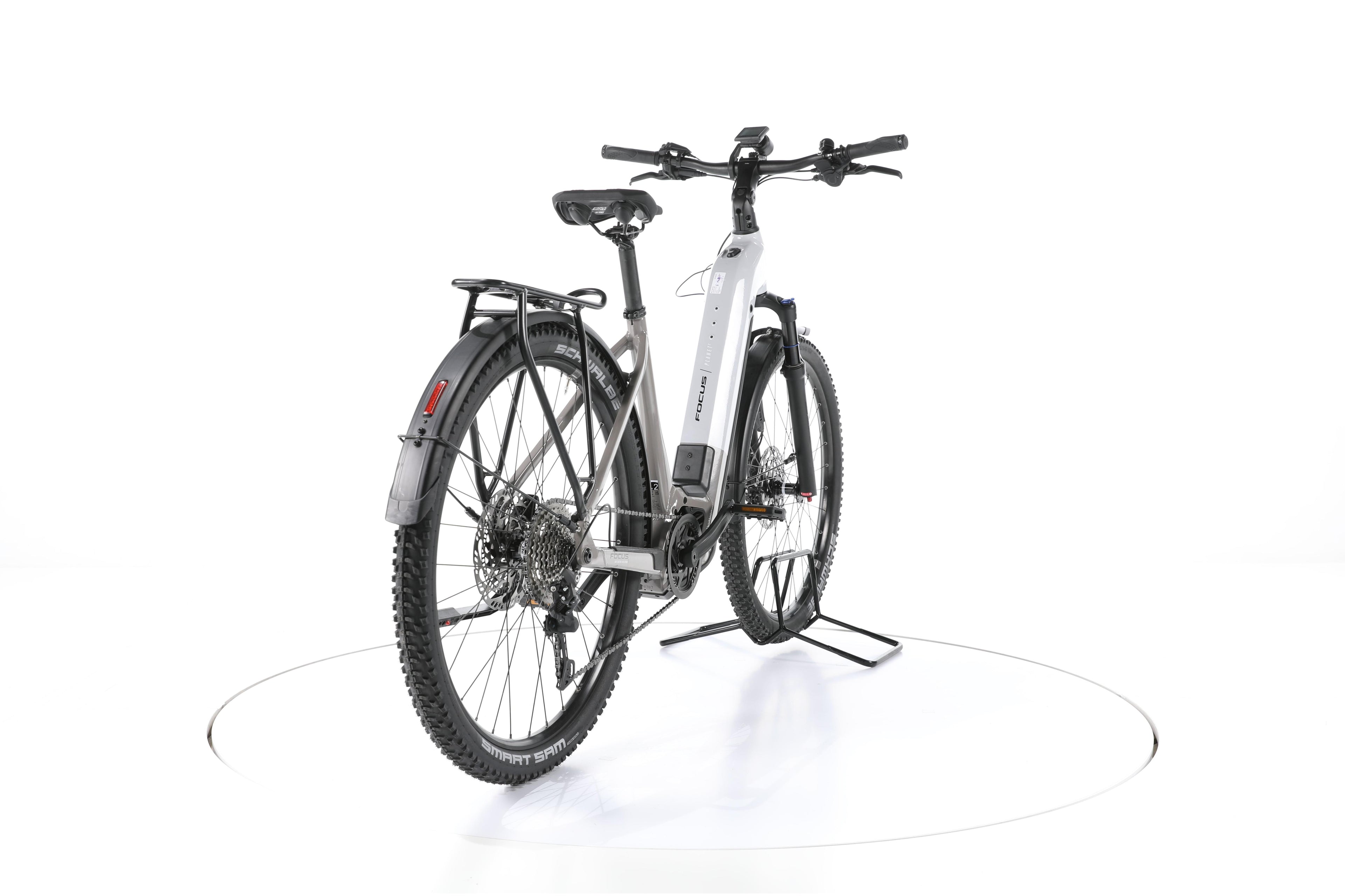 Focus Planet² 6.8 Trekking E-Bike Tiefeinsteiger 2023 - Image 11