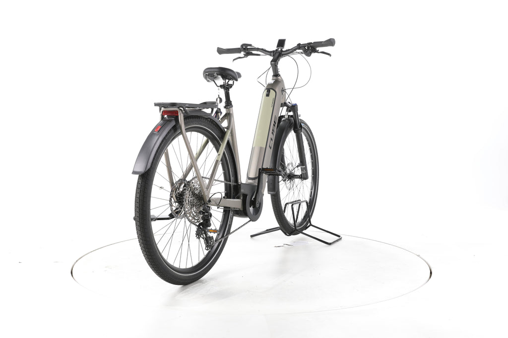 Cube Kathmandu Hybrid Pro Trekking E-Bike Tiefeinsteiger - Image 11