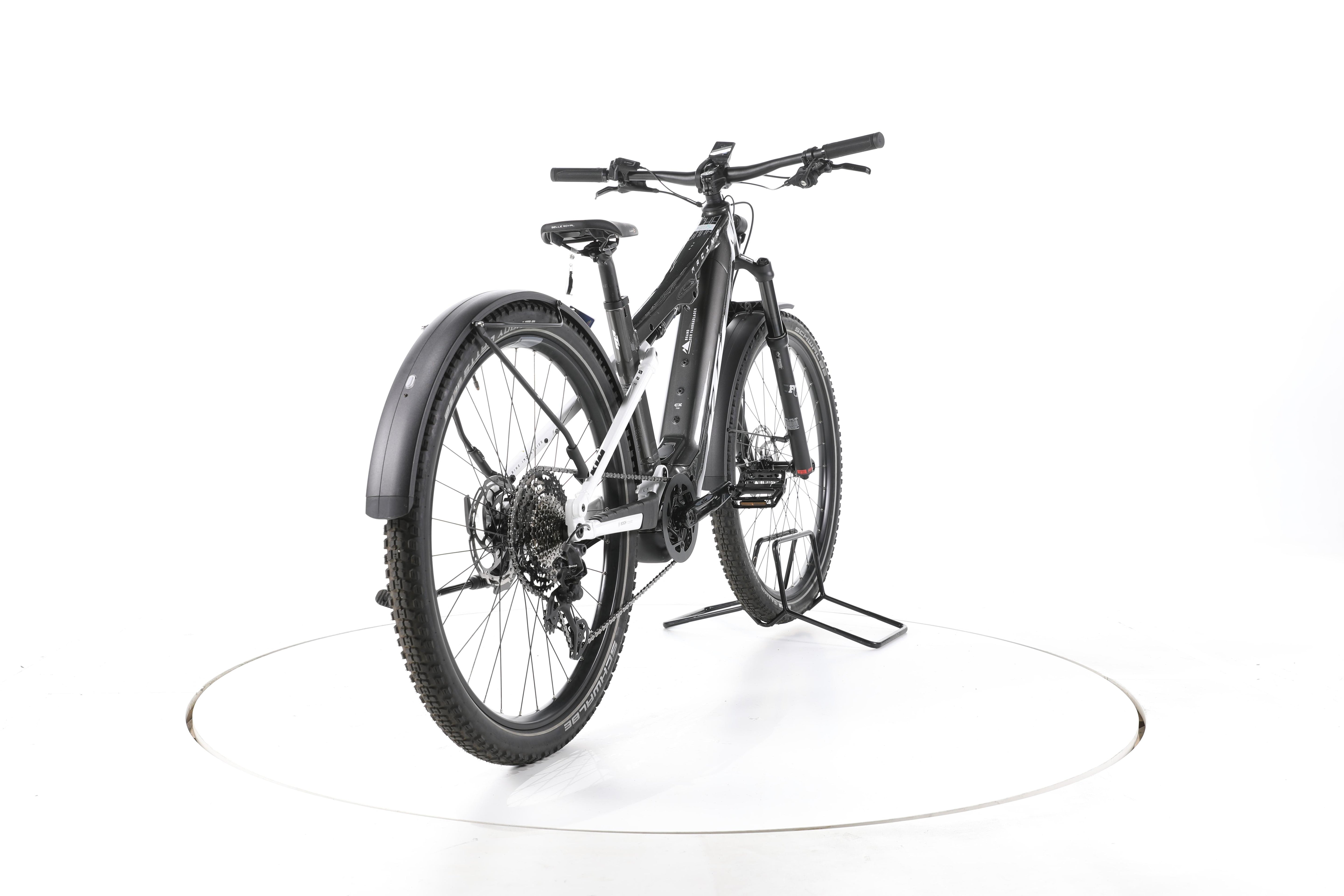 KTM Macina Chacana LFC Trekking E-Bike - Image 11