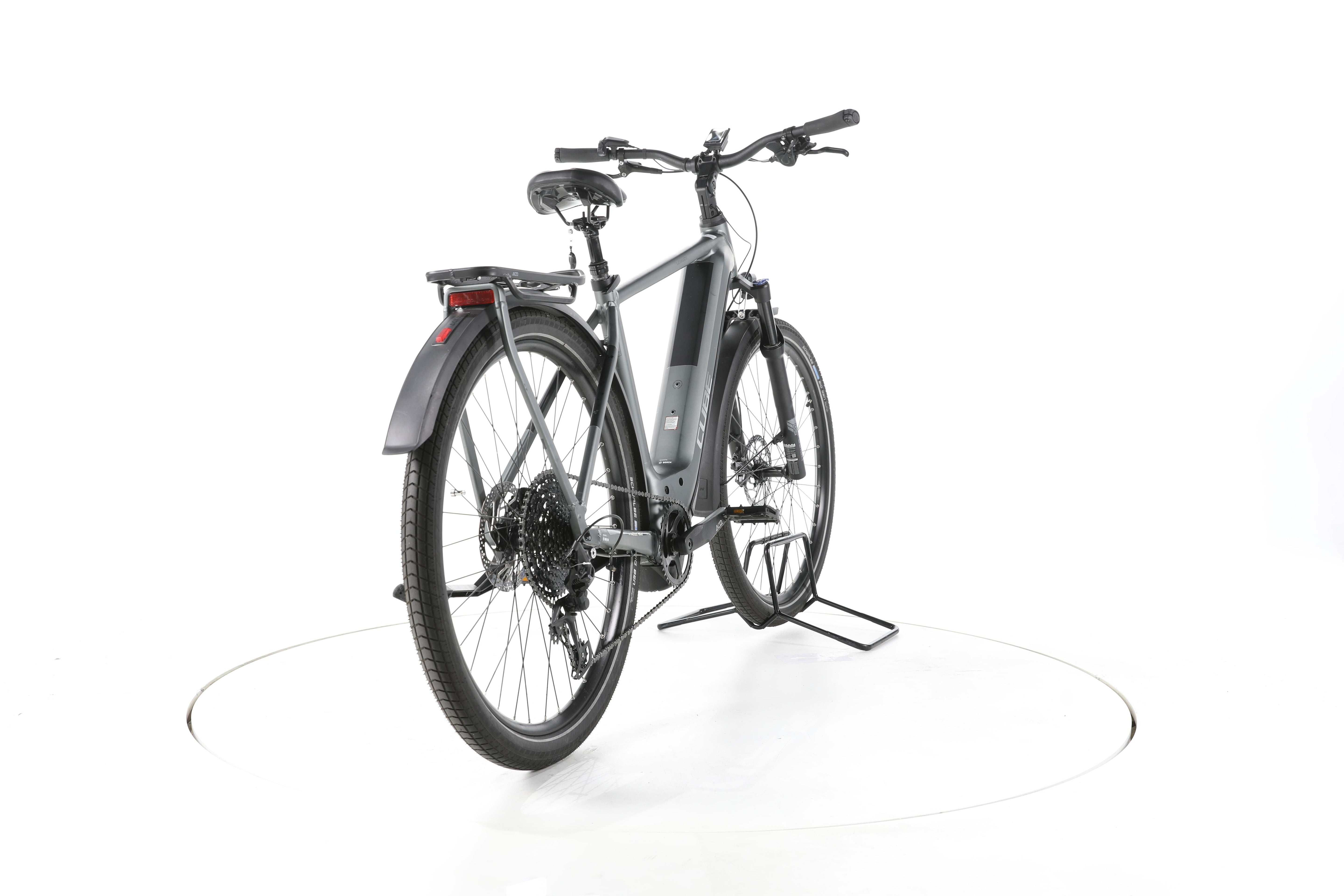 Cube Kathmandu Hybrid Pro Trekking E-Bike - Image 11