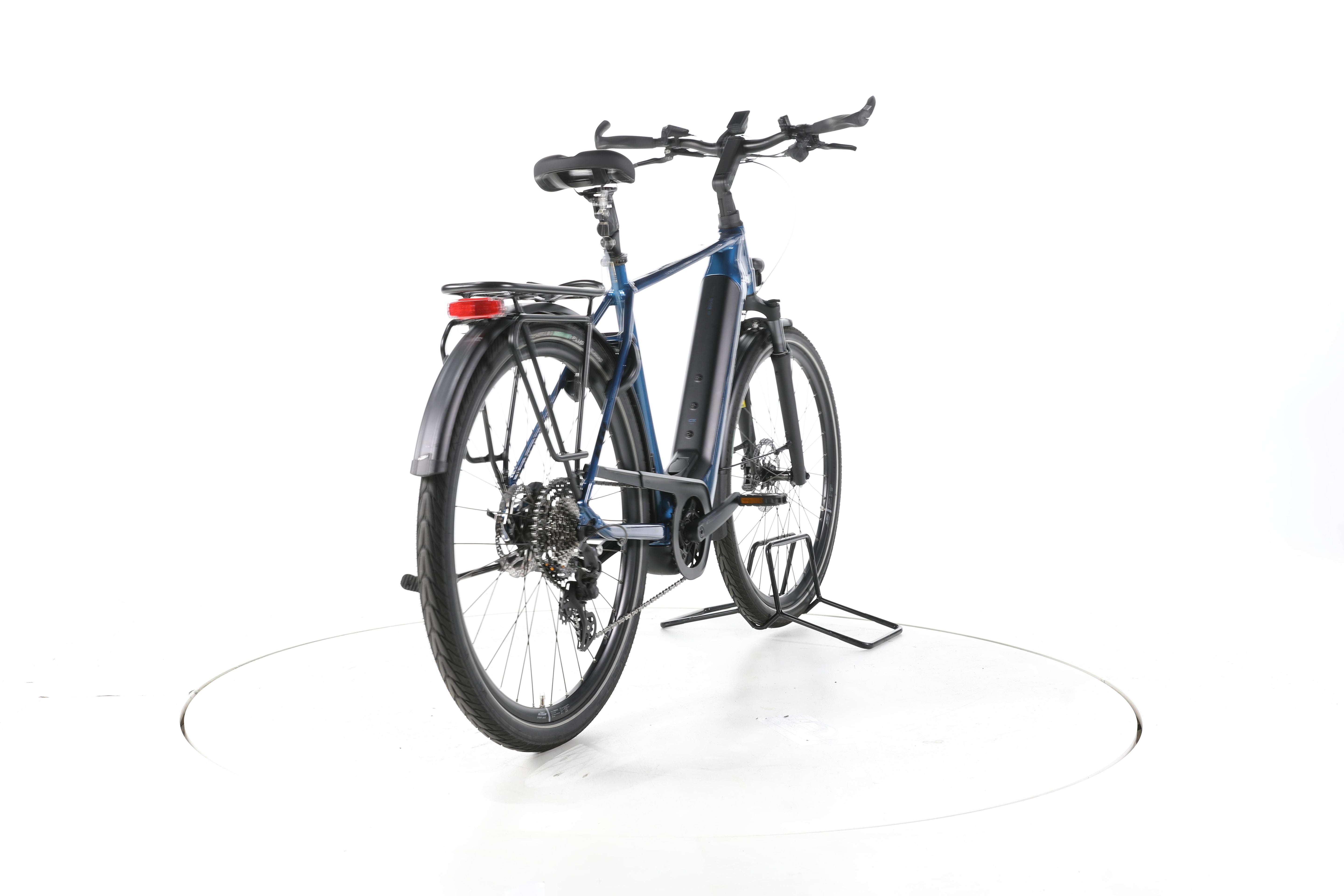 KTM MACINA STYLE 730 H Trekking E-Bike - Image 11