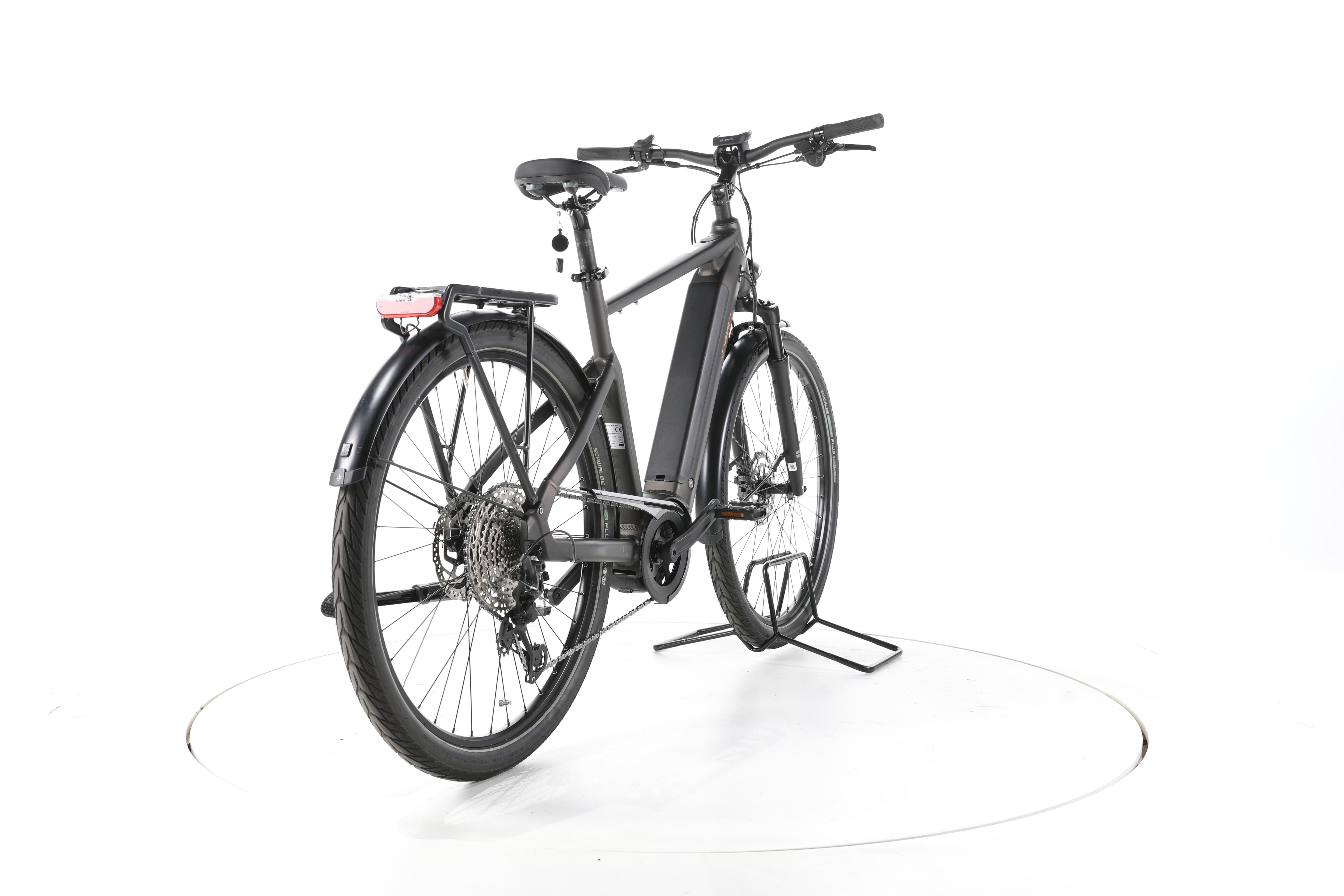 Carver Route E.530 Trekking E-Bike - Image 11