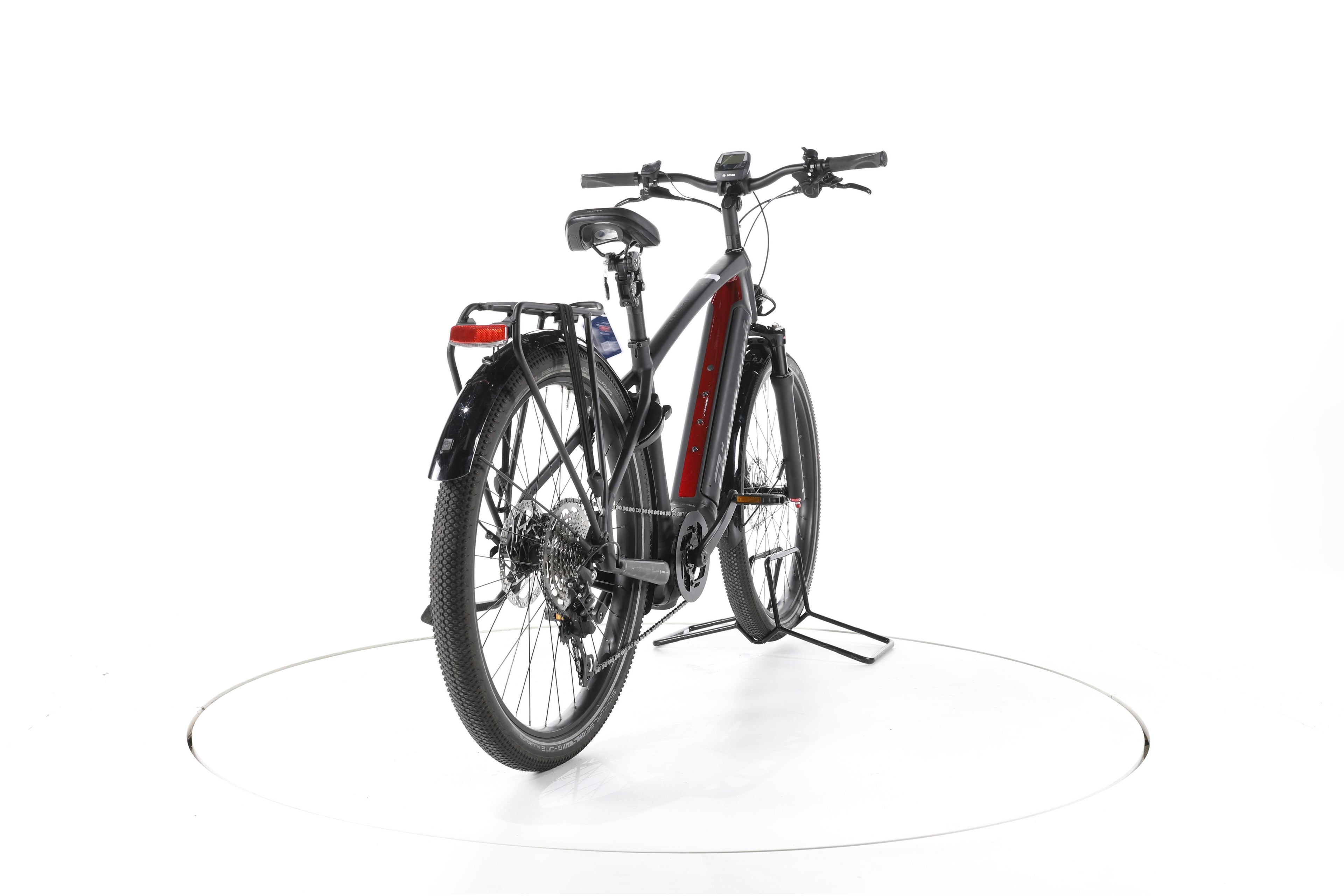 Diamant Zouma Deluxe+ Trekking E-Bike - Image 11