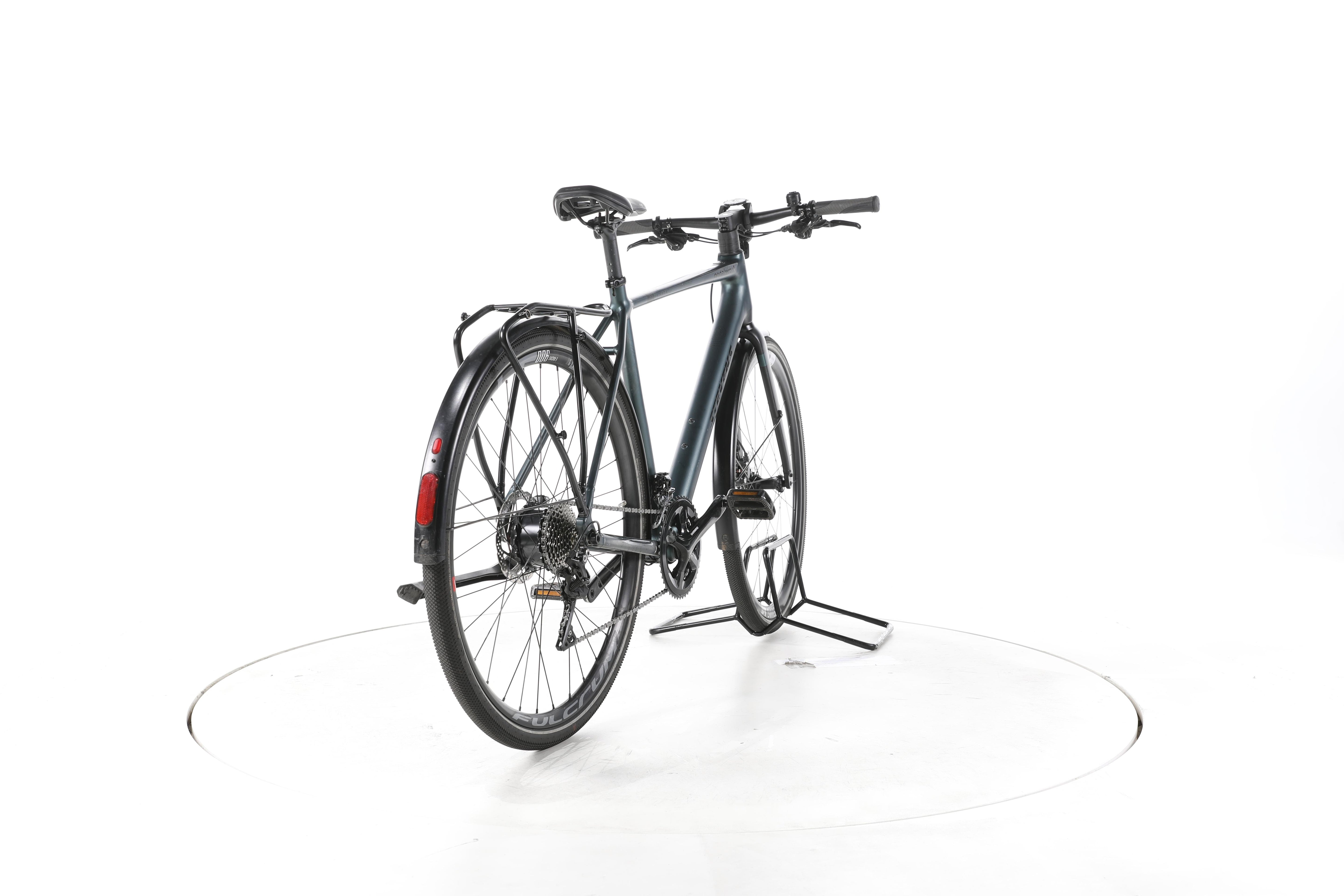Stevens E-Strada 6.3.4 Trekking E-Bike - Image 11