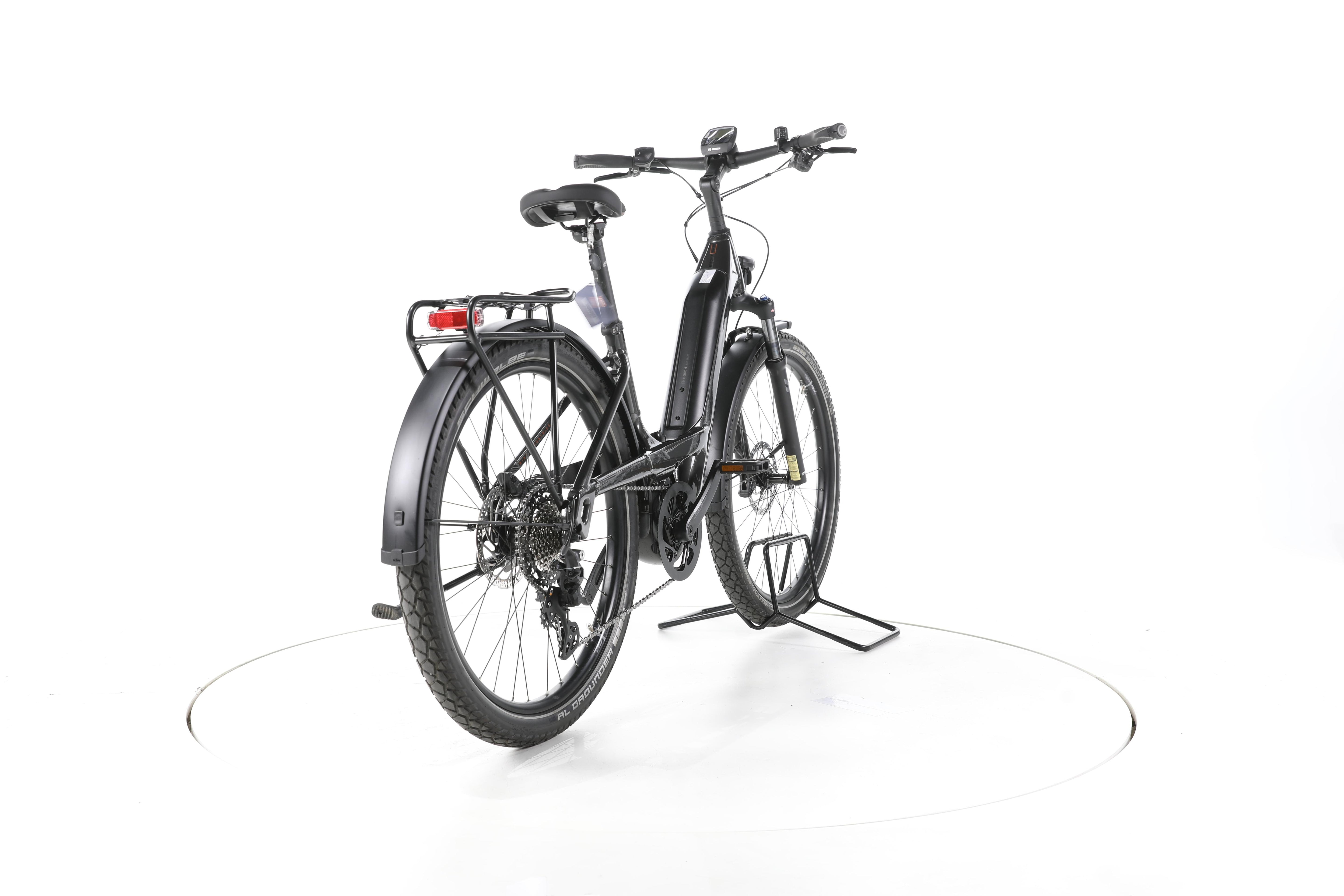 KTM Macina Gran 620 Trekking E-Bike Tiefeinsteiger - Image 11