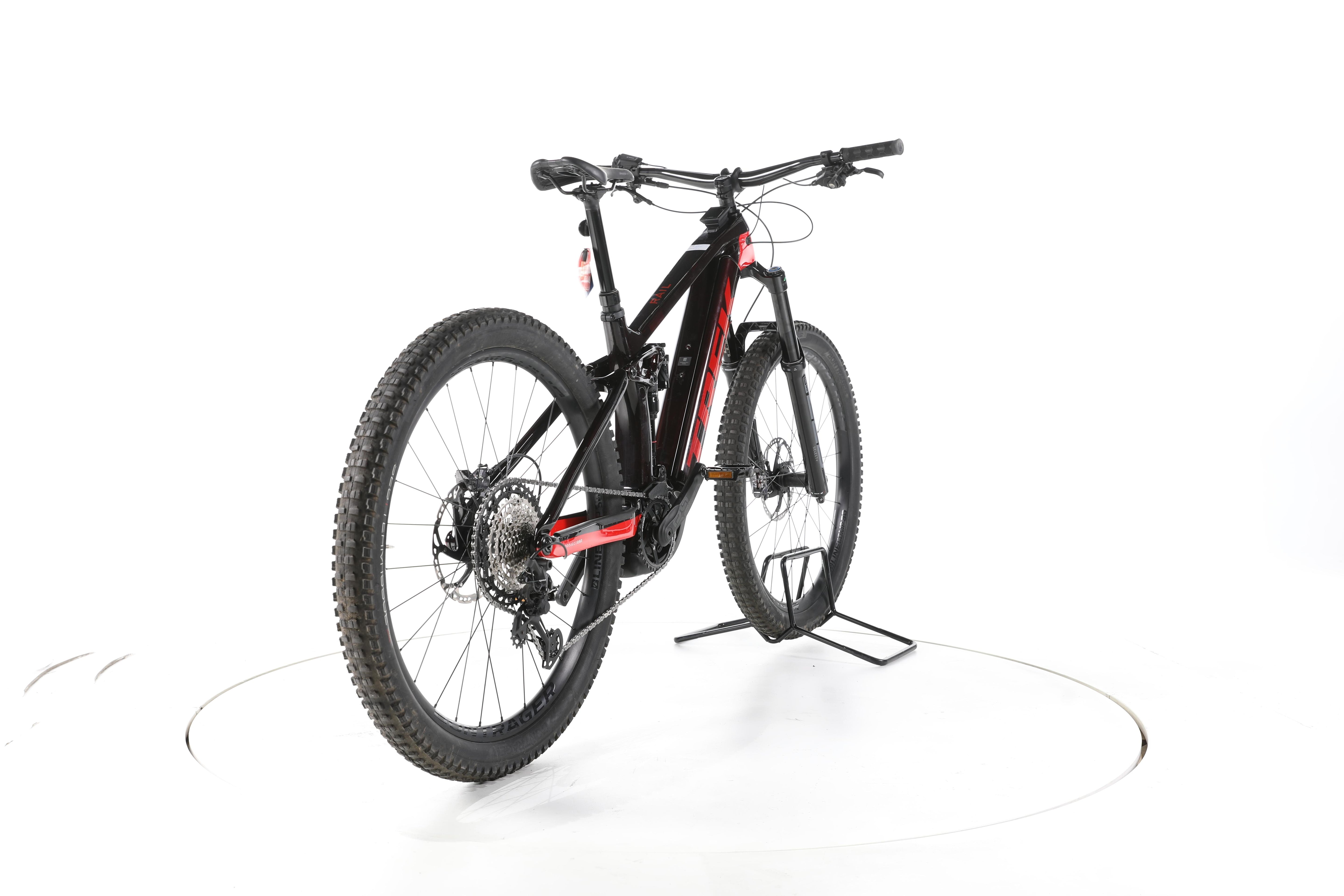 Trek Rail 9.8 XT Fully E-Bike Carbon - Image 11