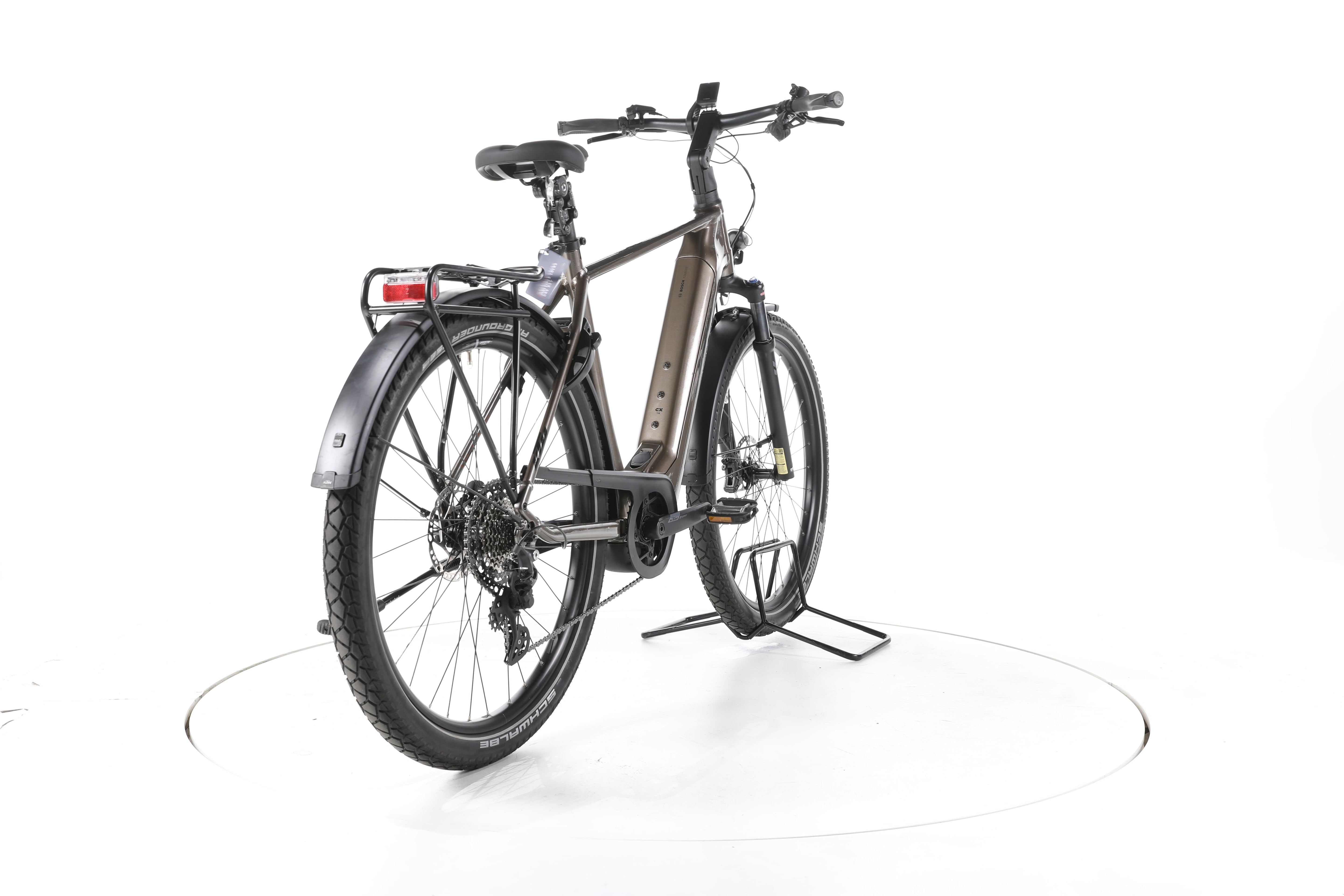KTM Macina Gran 710 Trekking E-Bike - Image 11