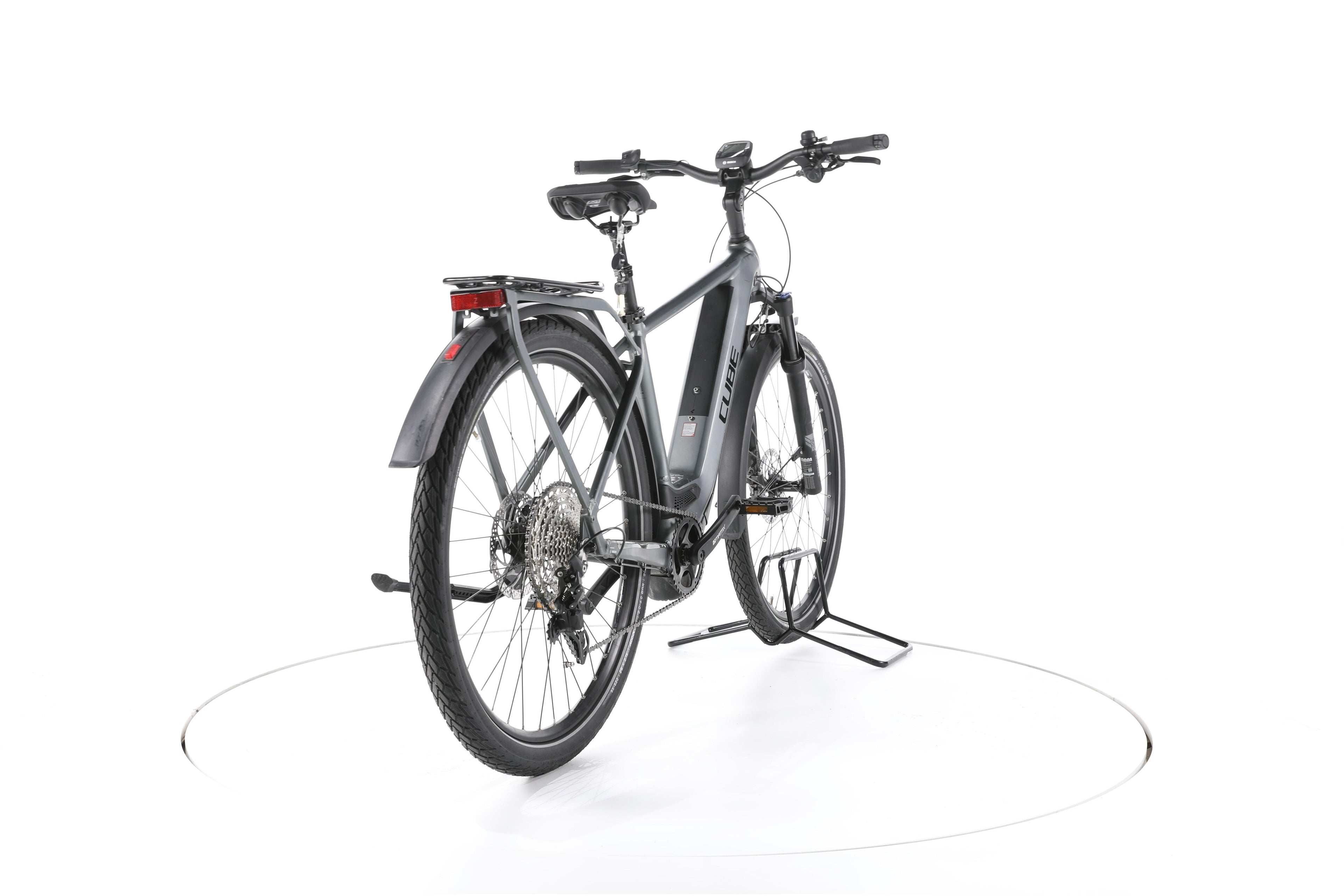 Cube Kathmandu Hybrid Pro Trekking E-Bike - Image 11