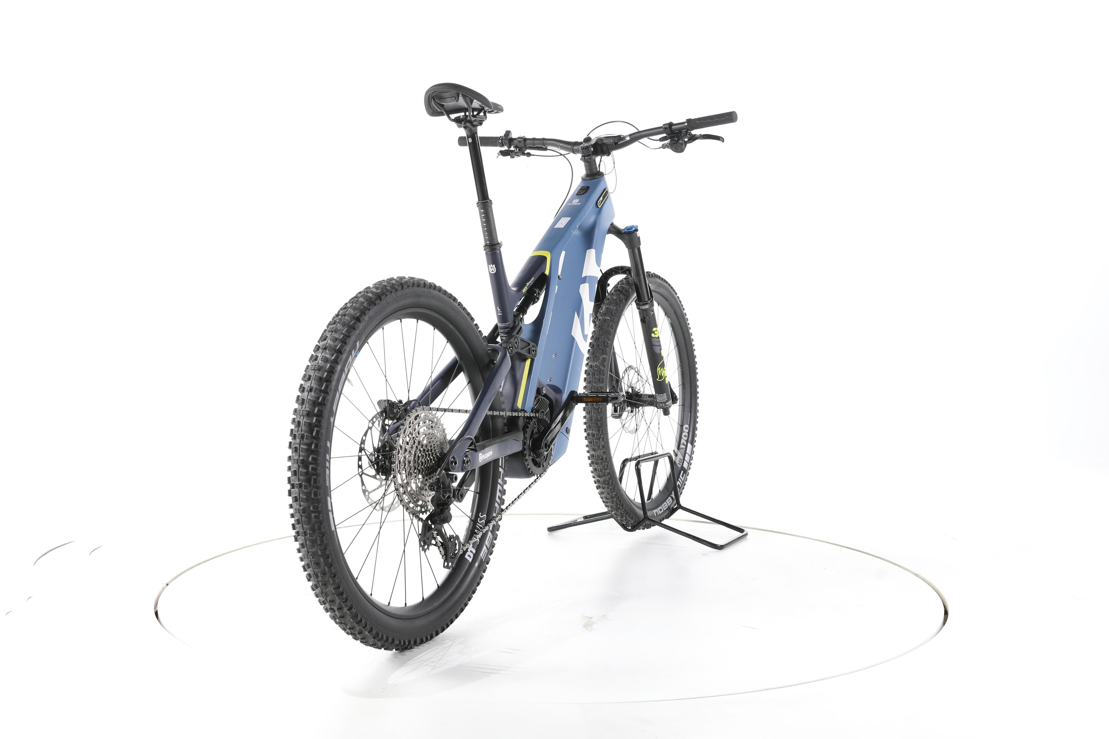 Husqvarna E-Bicycles Mountain Cross MC5 Fully E-Bike Carbon - Image 11