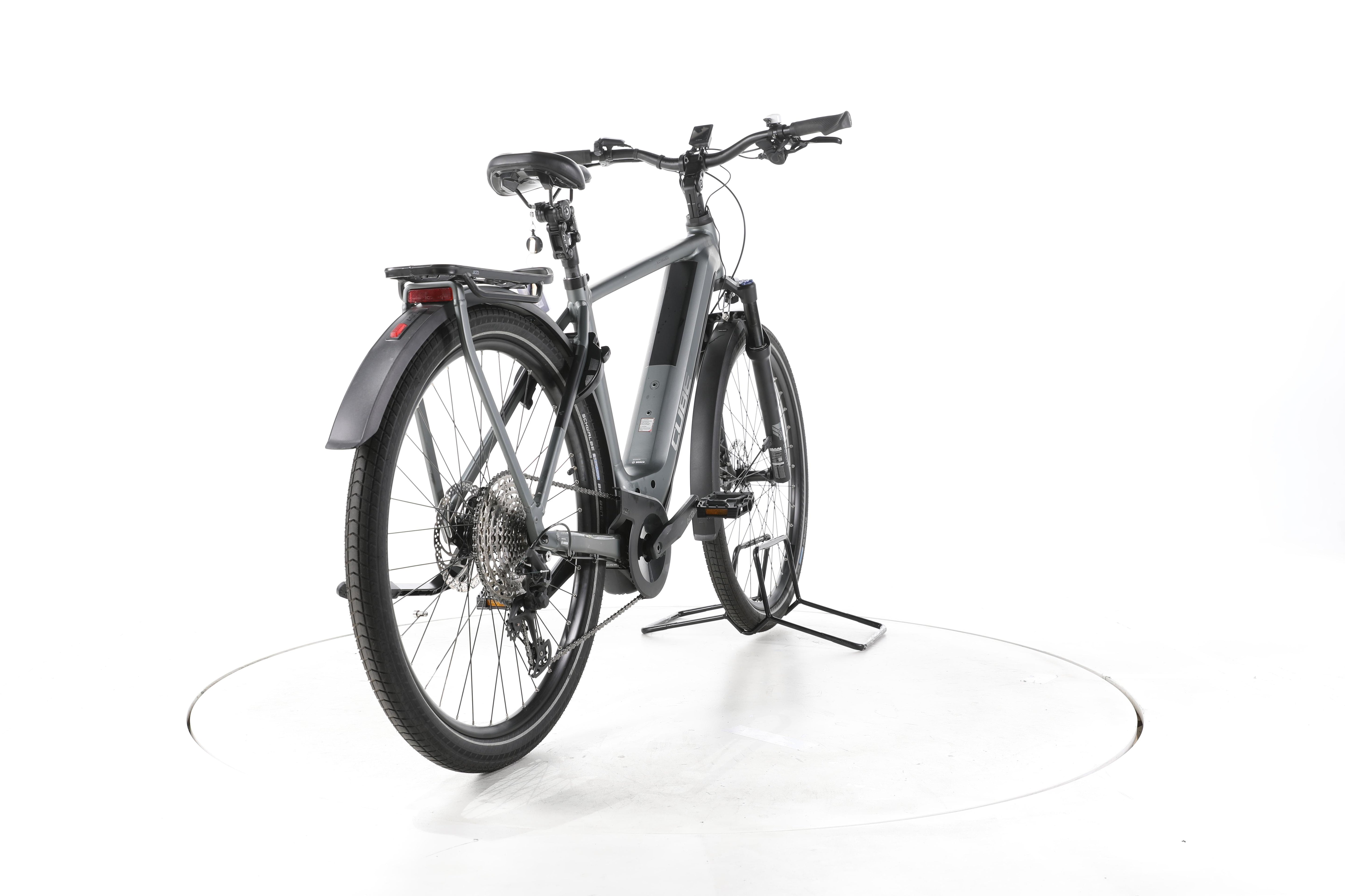 Cube Kathmandu Hybrid Pro Trekking E-Bike - Image 11