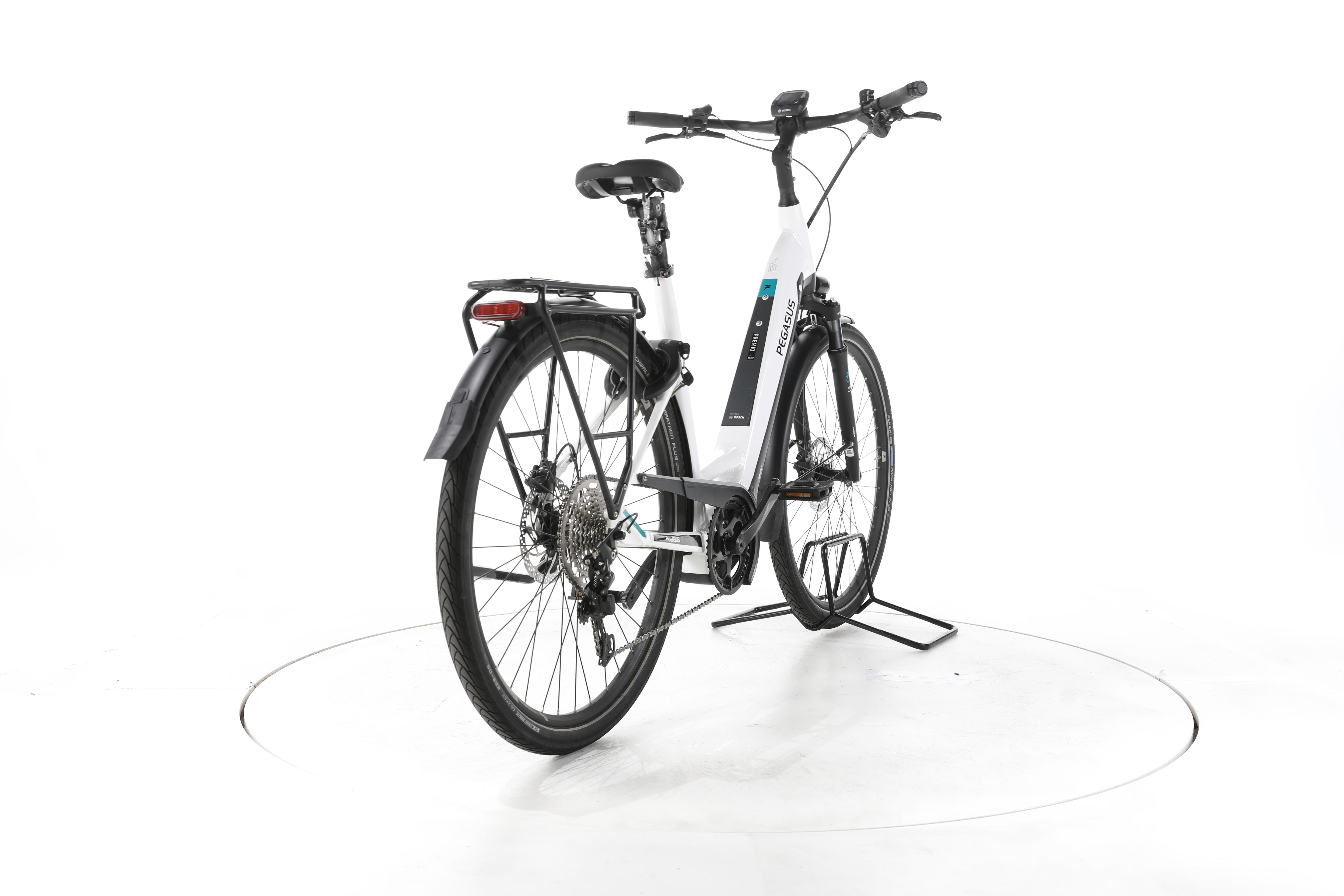 Pegasus Premio Evo 10 Lite Trekking E-Bike Tiefeinsteiger - Image 11
