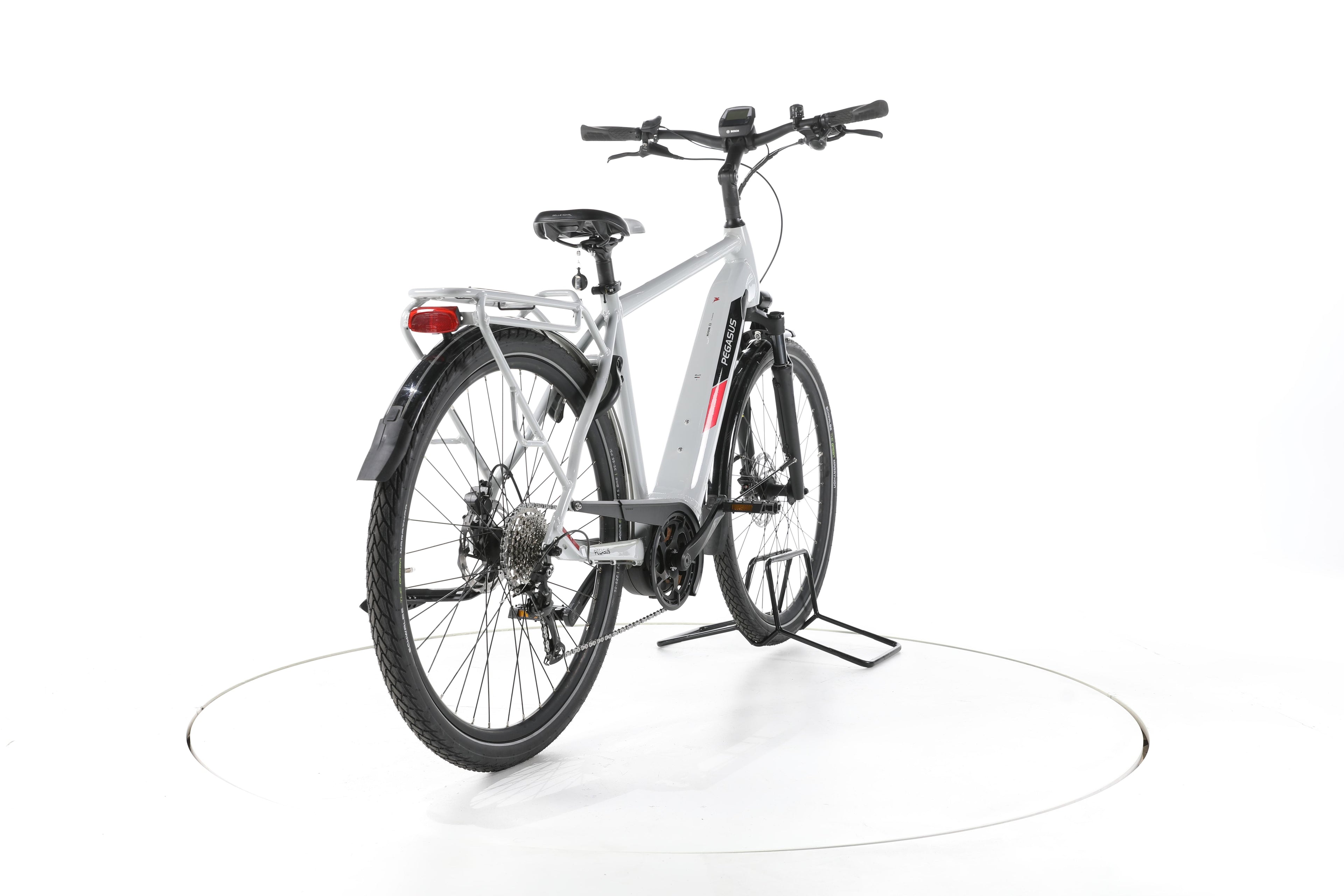 Pegasus Solero EVO 9 Trekking E-Bike - Image 11