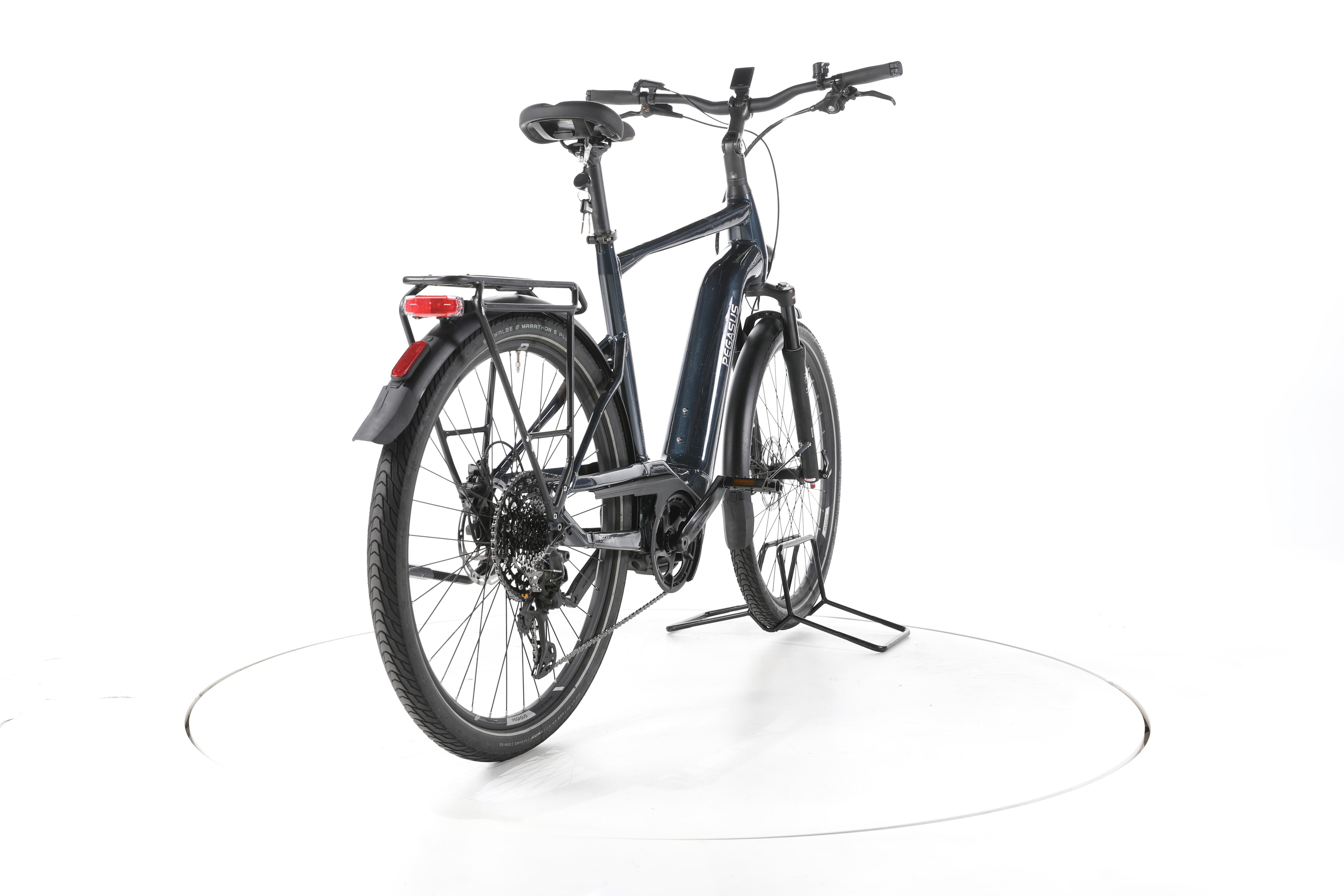 Pegasus Premio Evo 11 40Years Trekking E-Bike Tiefeinsteiger - Image 11
