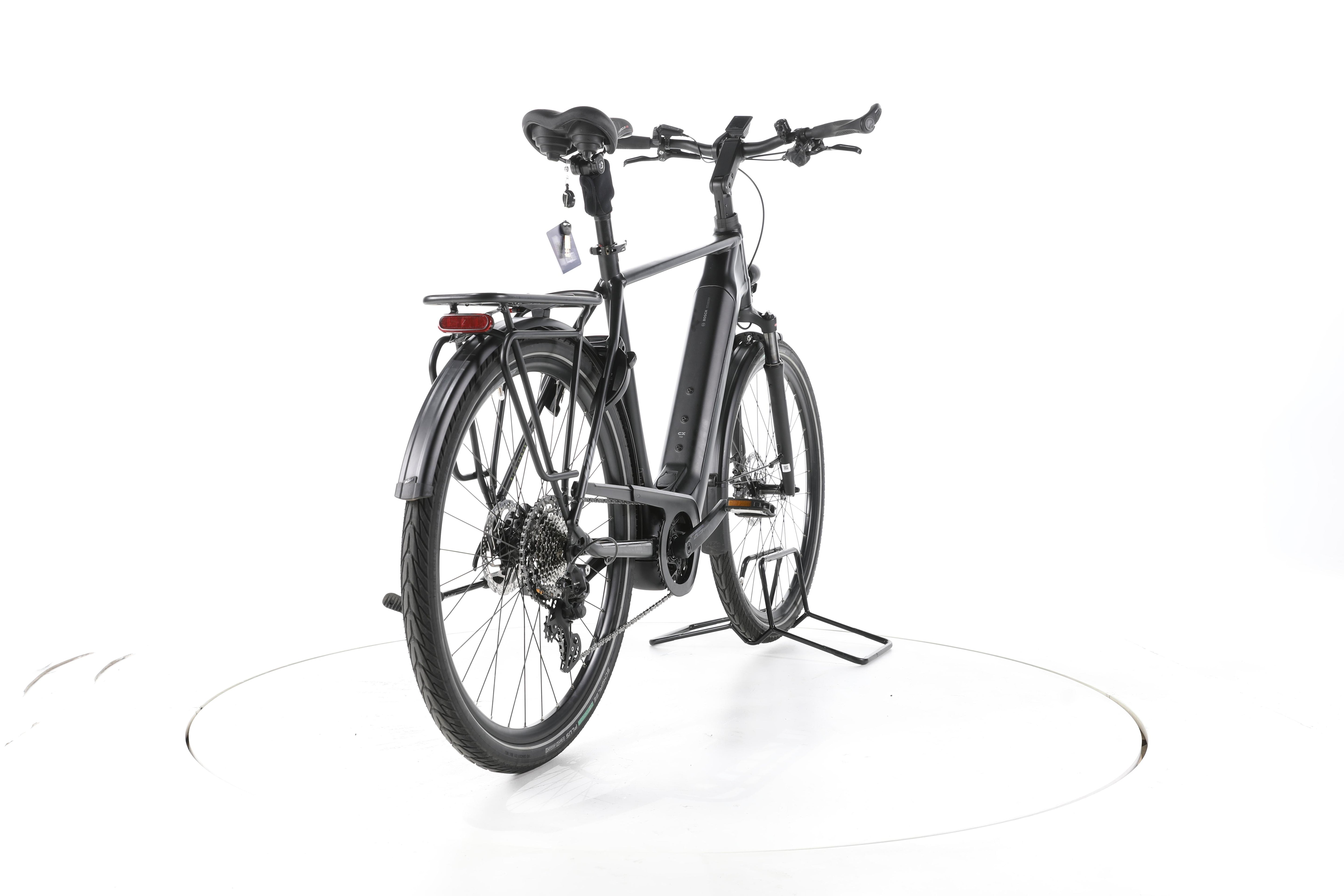 KTM Cento 10 Plus Trekking E-Bike - Image 11