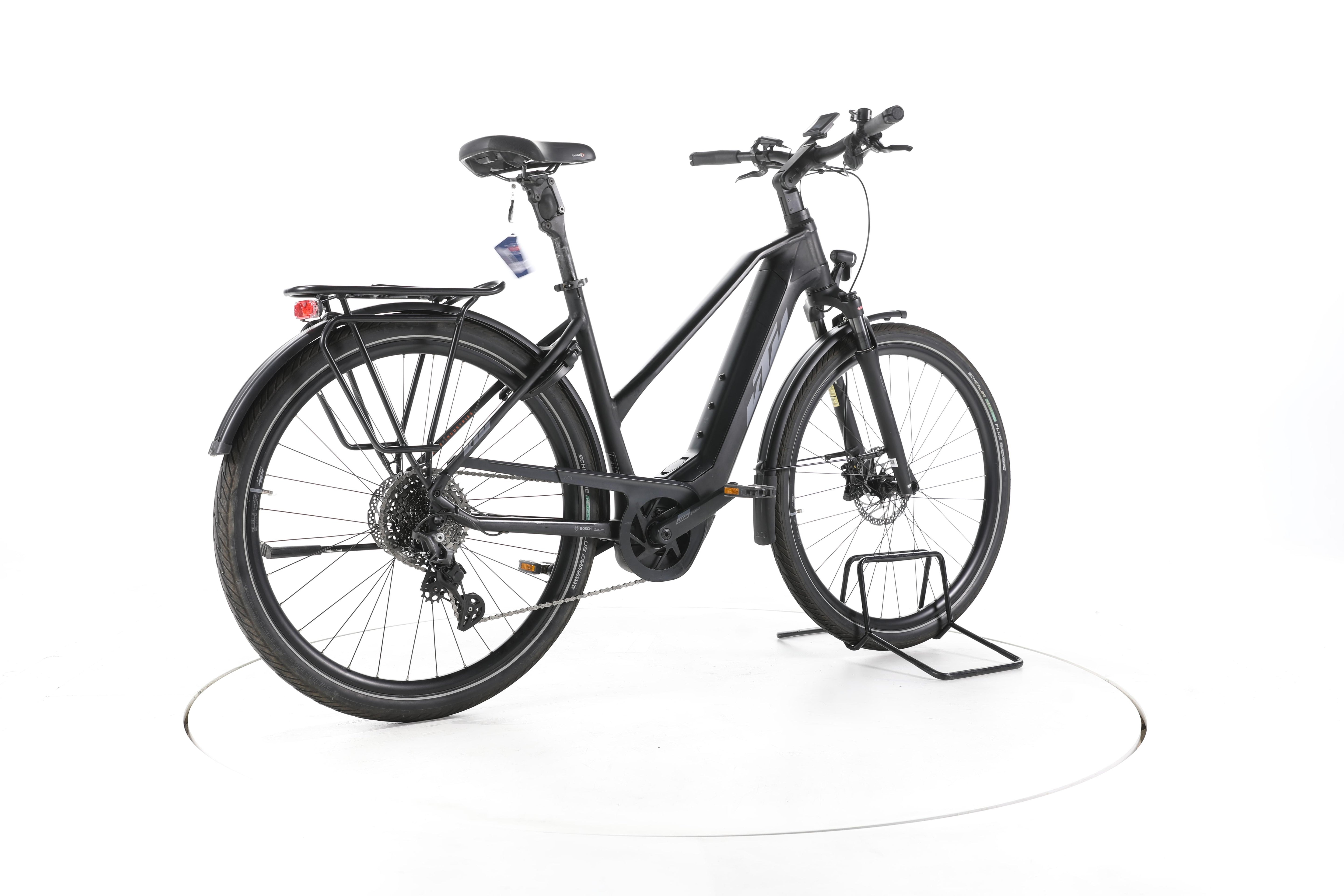 KTM Macina Style 730 Trekking E-Bike - Image 12