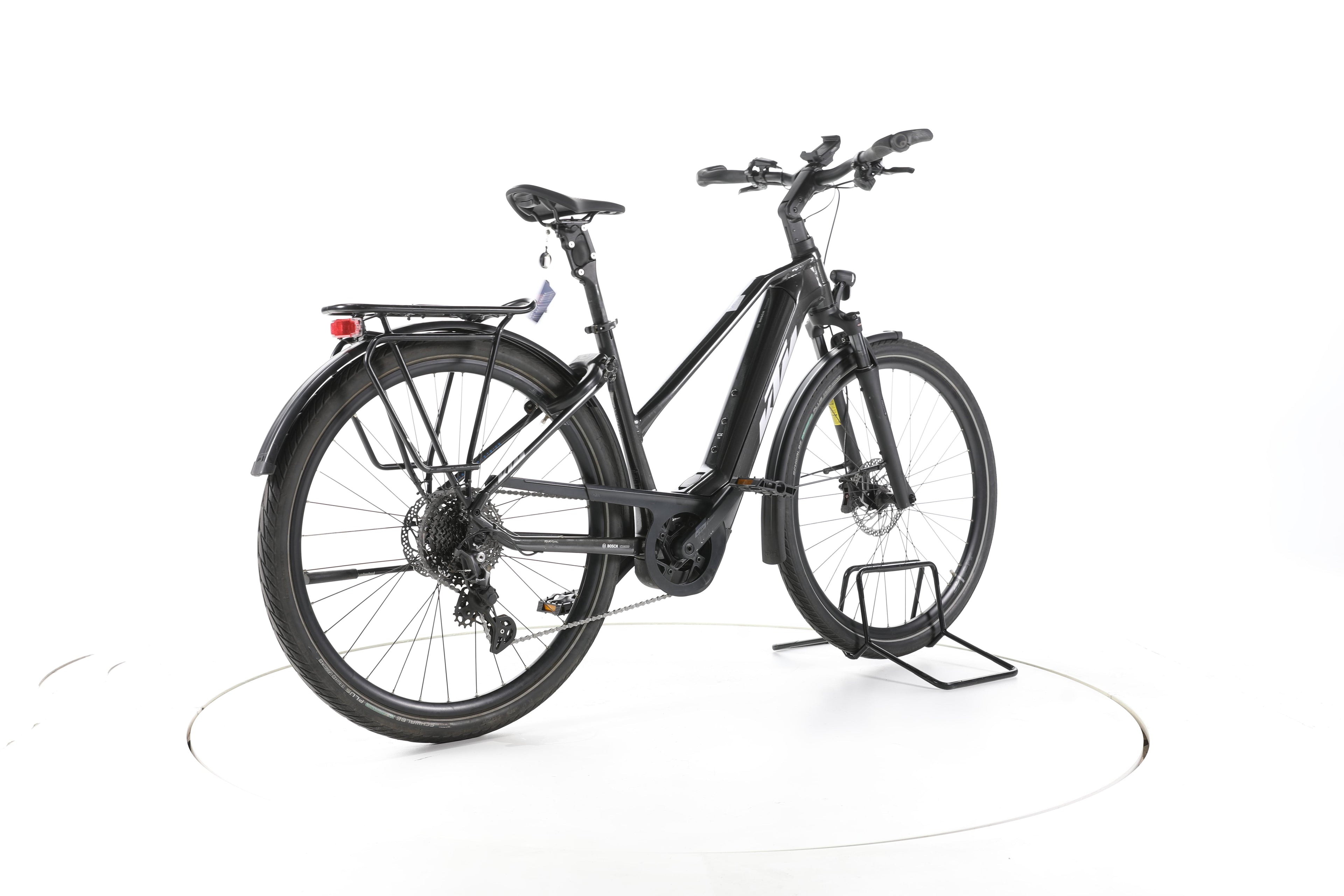 KTM Macina Style 730 Trekking E-Bike - Image 12