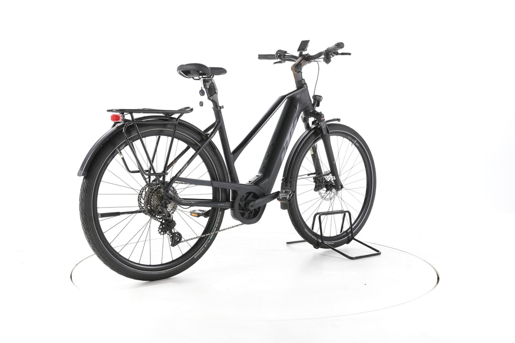 KTM Macina Style 730 Trekking E-Bike - Image 12