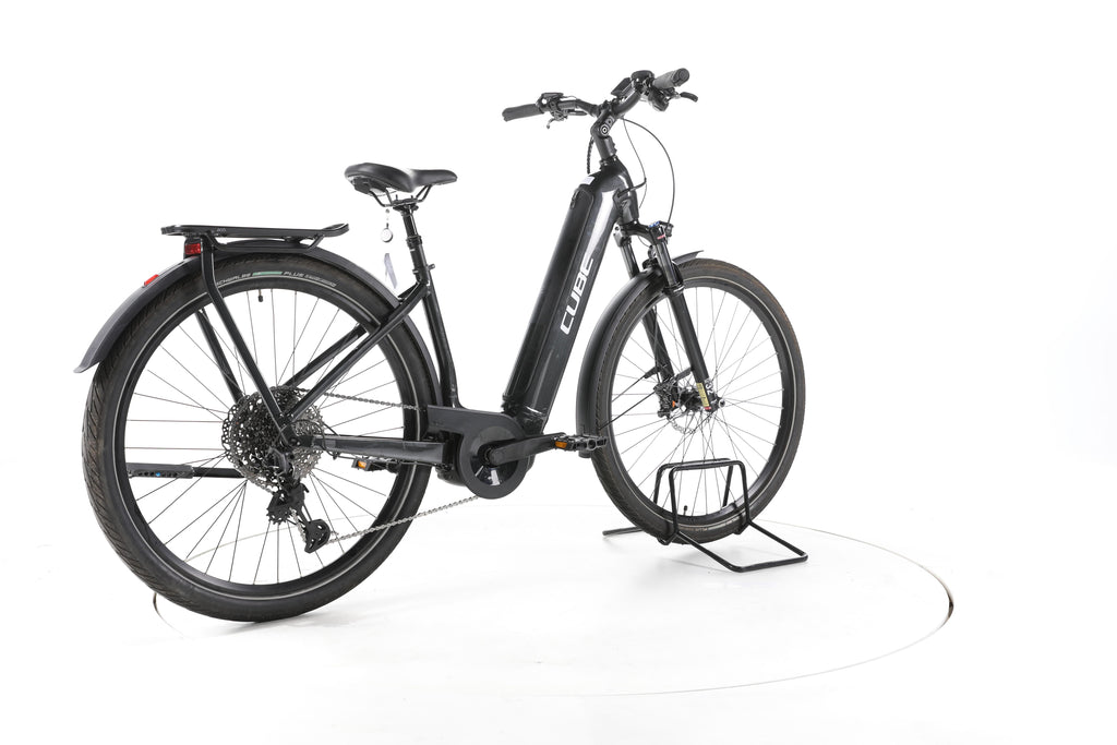 Cube Kathmandu Hybrid EXC Trekking E-Bike Tiefeinsteiger 2024 - Image 12