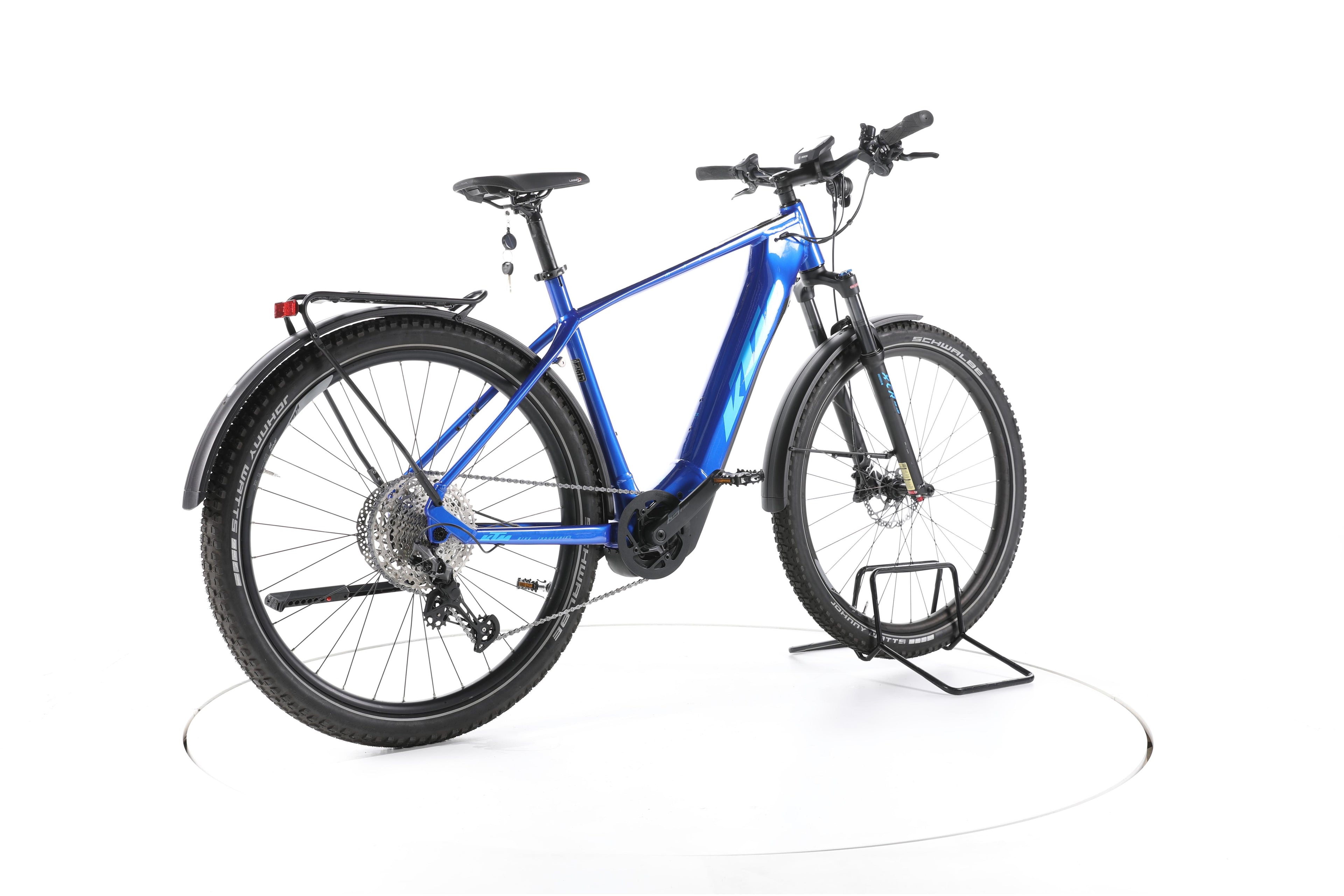 KTM Macina Team LFC Trekking E-Bike - Image 12