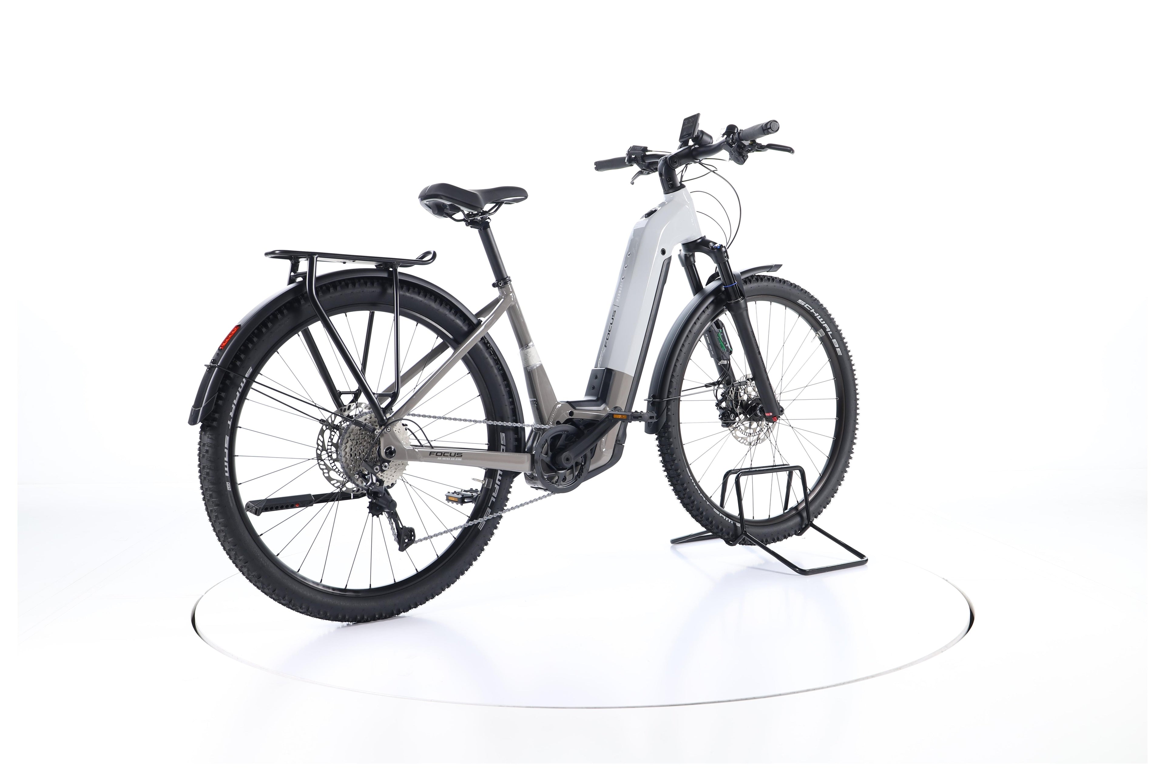 Focus Planet² 6.8 Trekking E-Bike Tiefeinsteiger 2023 - Image 12