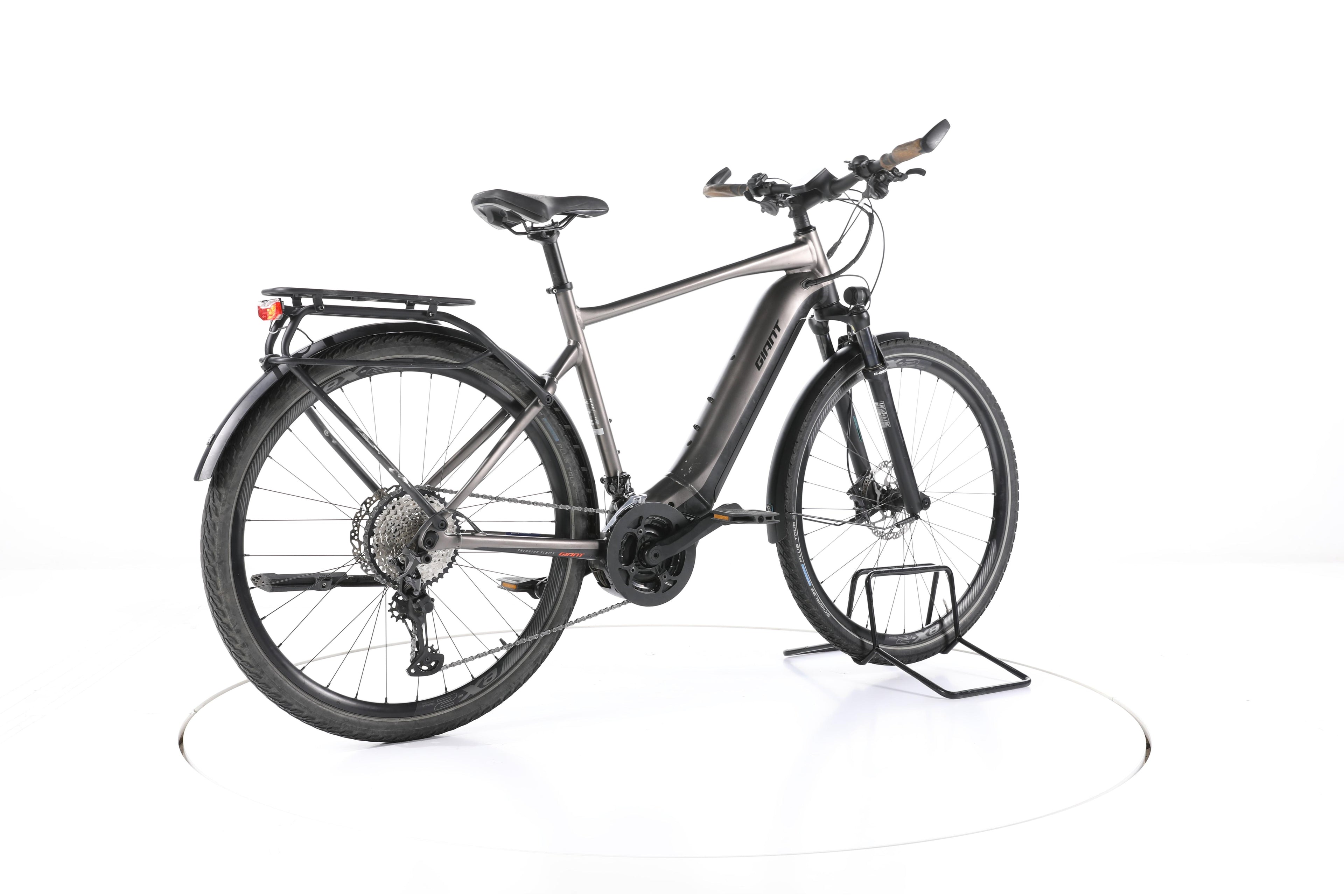 Giant Explore E+ Pro 0 Trekking E-Bike - Image 12