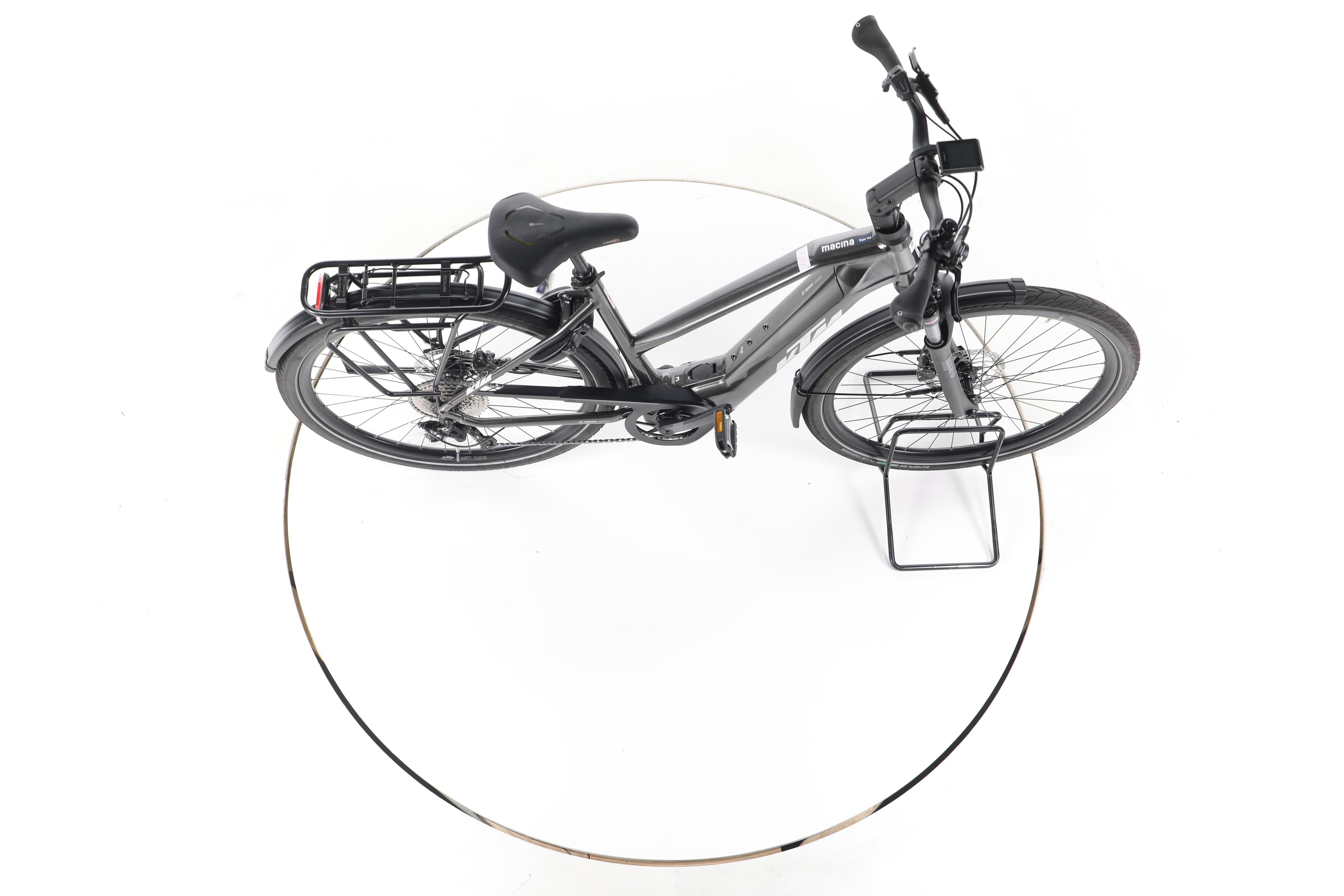 KTM Macina Style 740 Trekking E-Bike - Image 13
