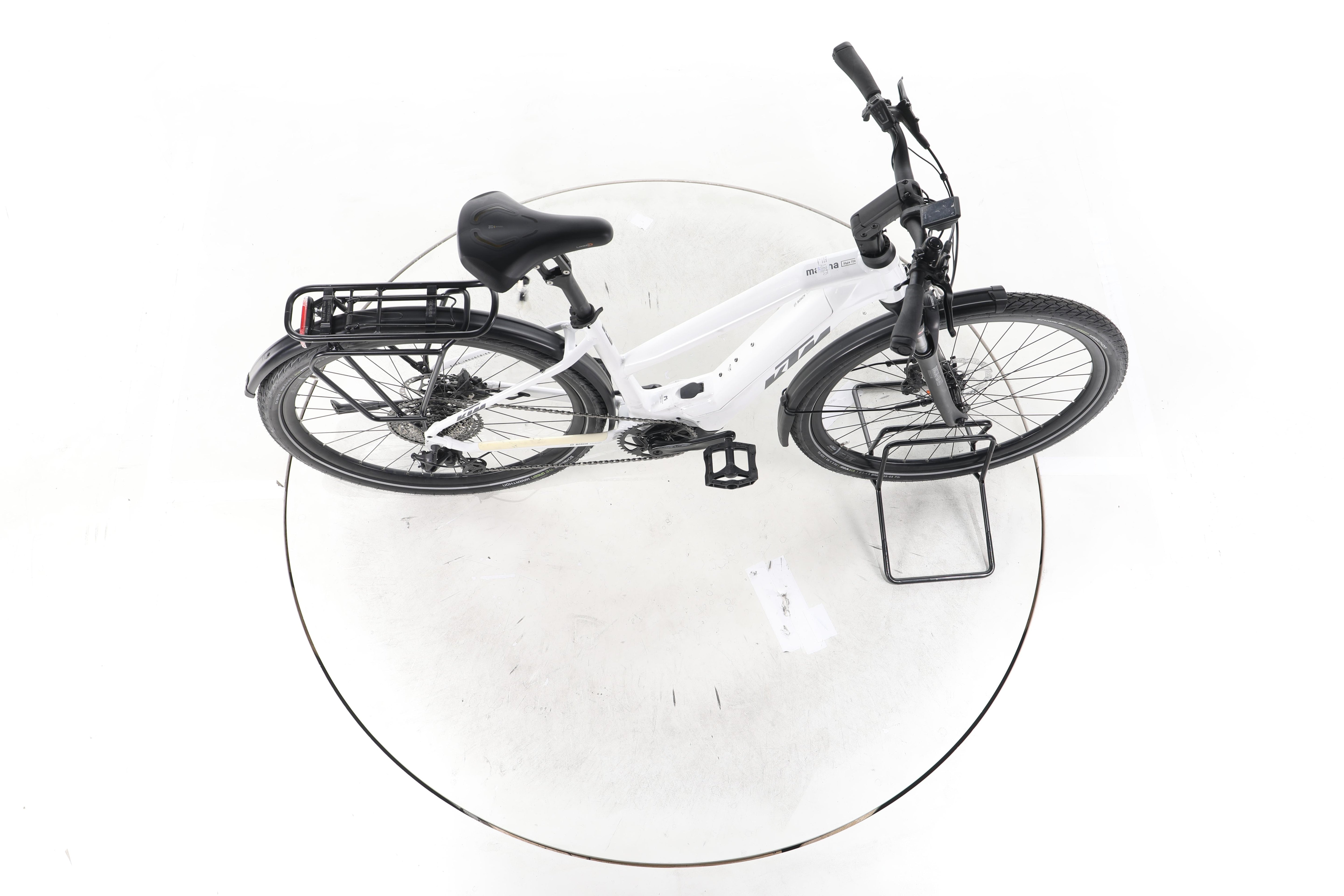 KTM Macina Style 720 Trekking E-Bike - Image 13