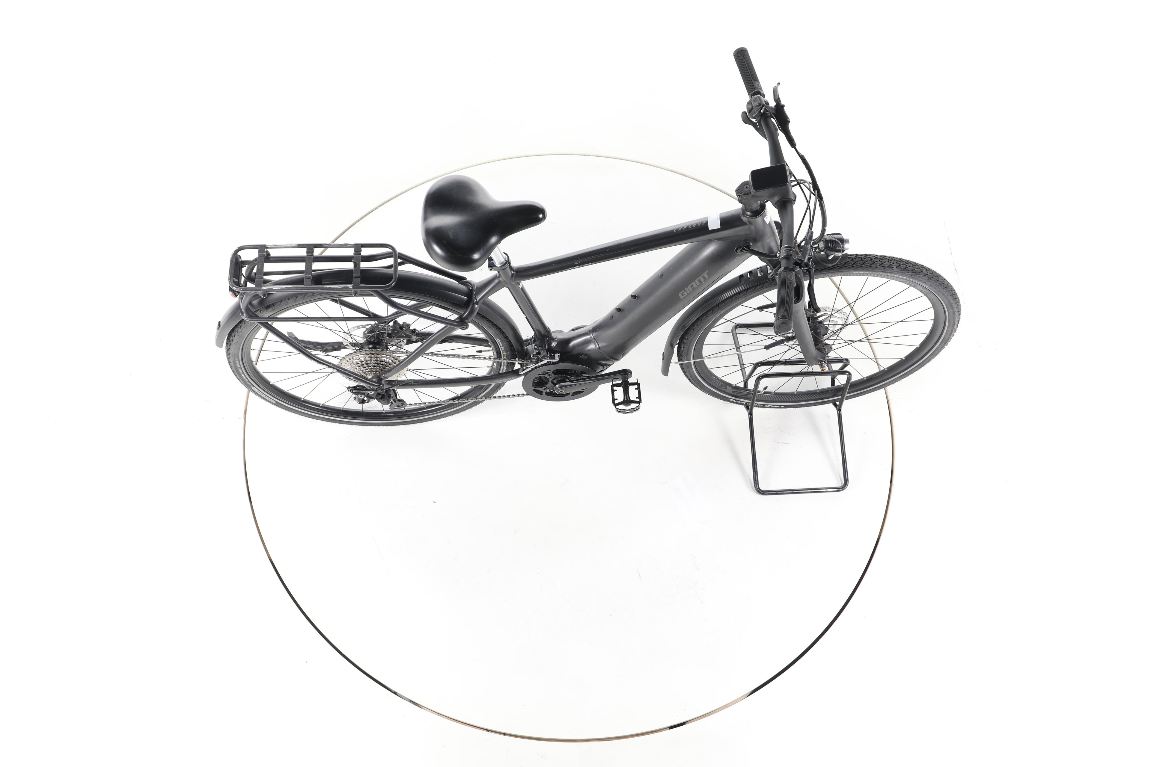 Giant Explore E+ 1 Trekking E-Bike - Image 13