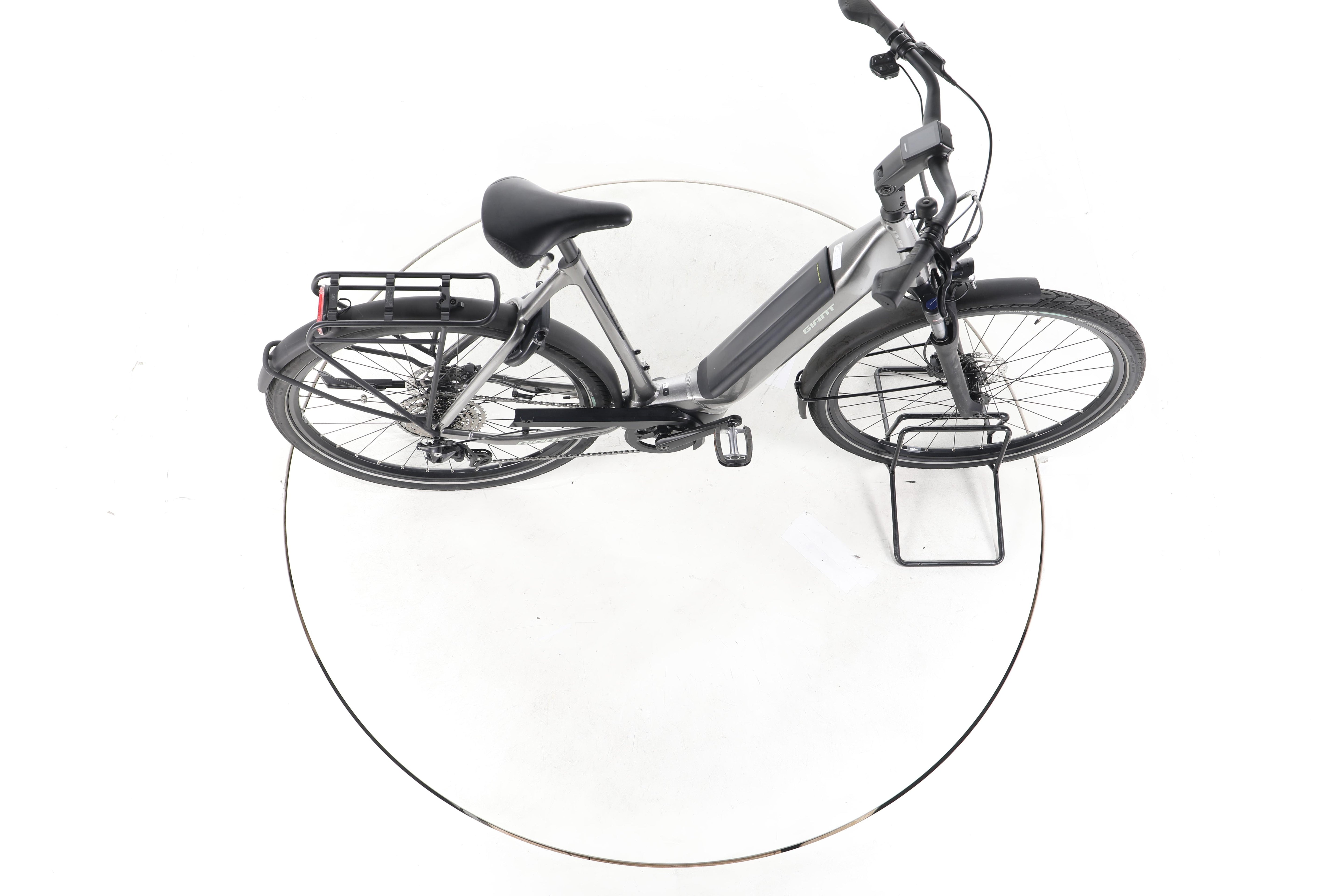 Giant DailyTour E+ 2 Trekking E-Bike Tiefeinsteiger - Image 13