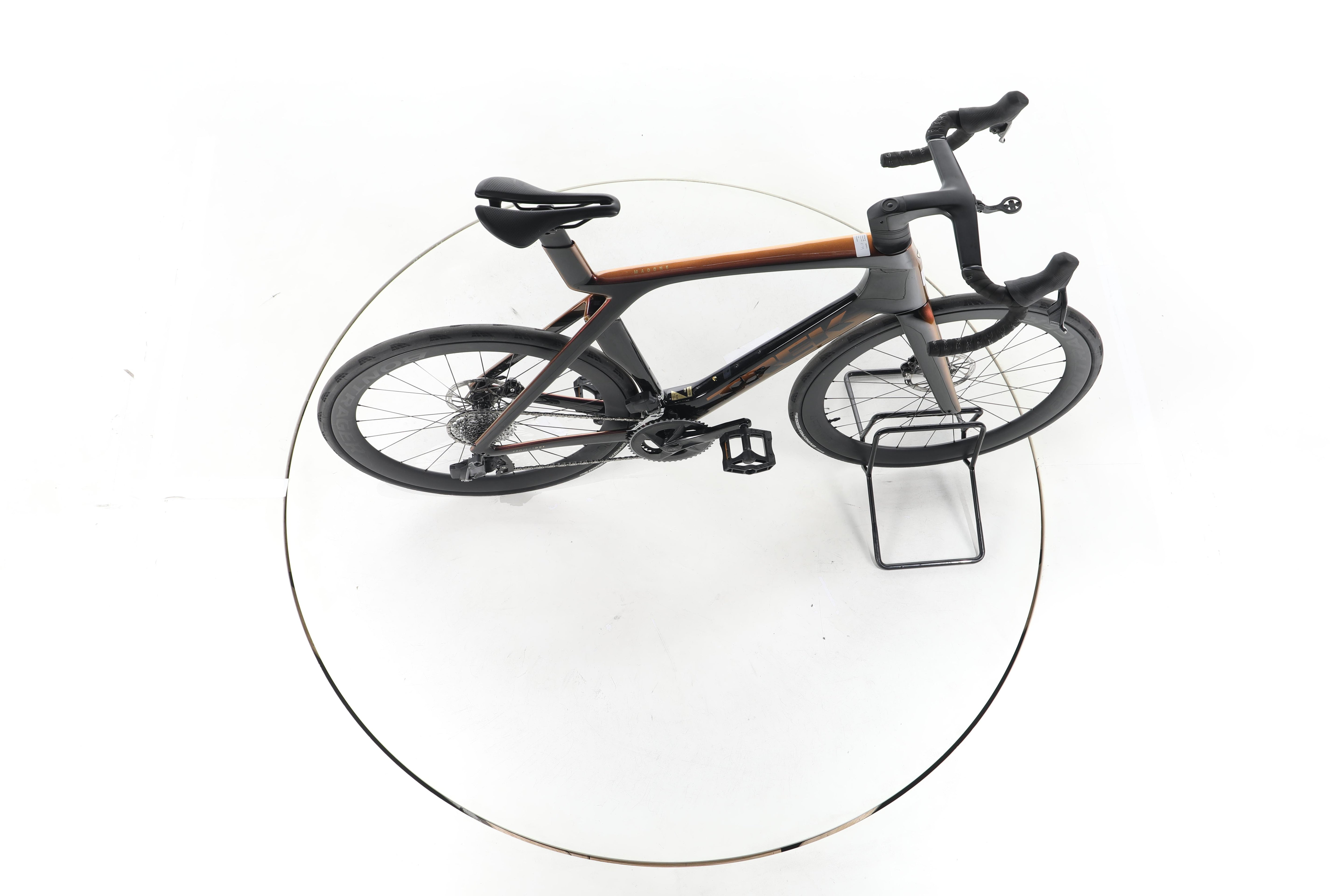 Trek Madone SLR 6 AXS Gen 7 - Image 13