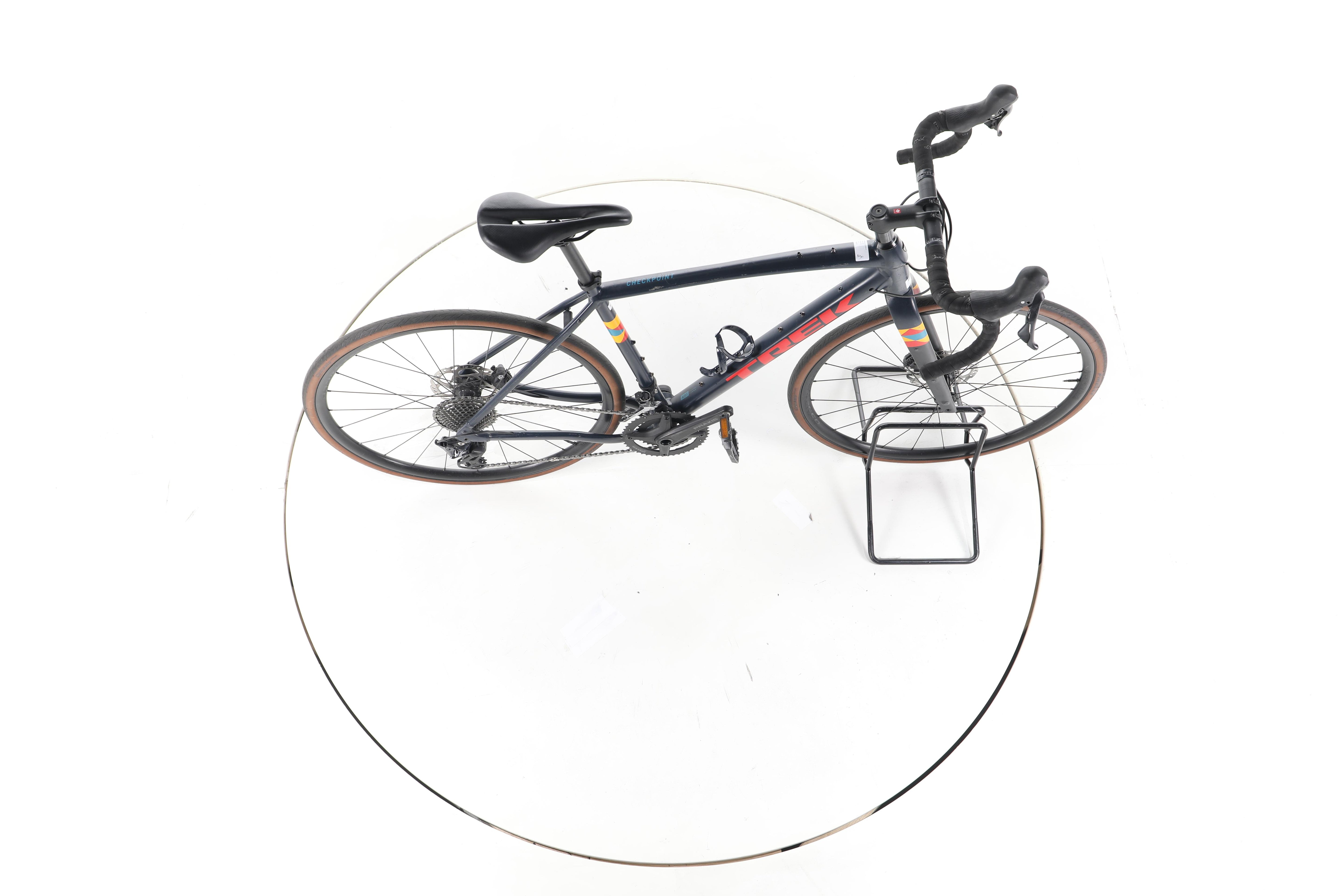 Trek Checkpoint ALR 5 - Image 13