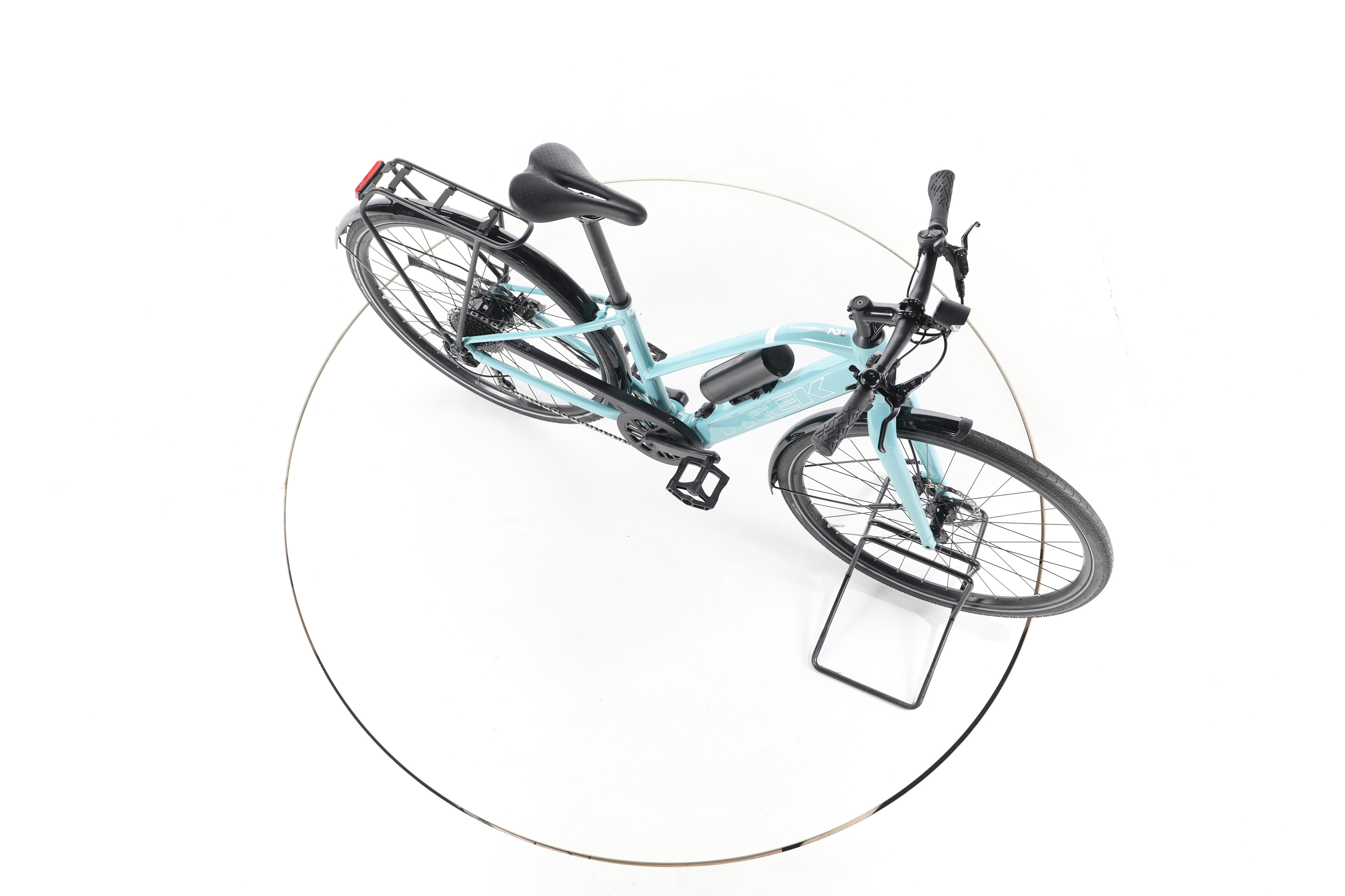 Trek FX+ 2 Trekking E-Bike - Image 14