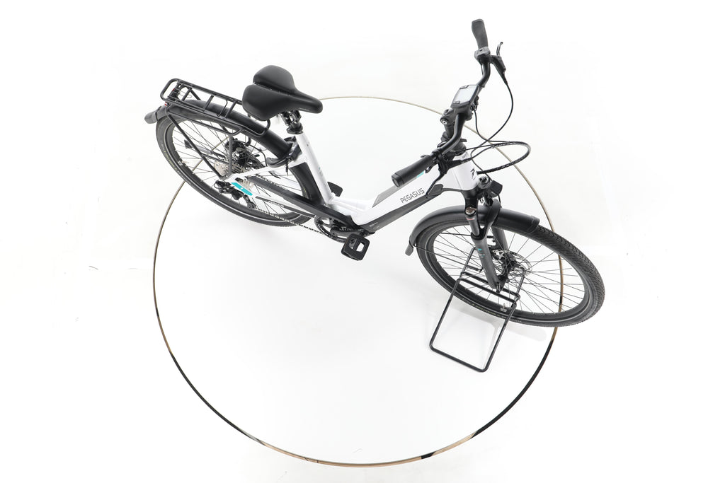 Pegasus Premio Evo Lite Comfort Trekking E-Bike Tiefeinsteiger - Image 14