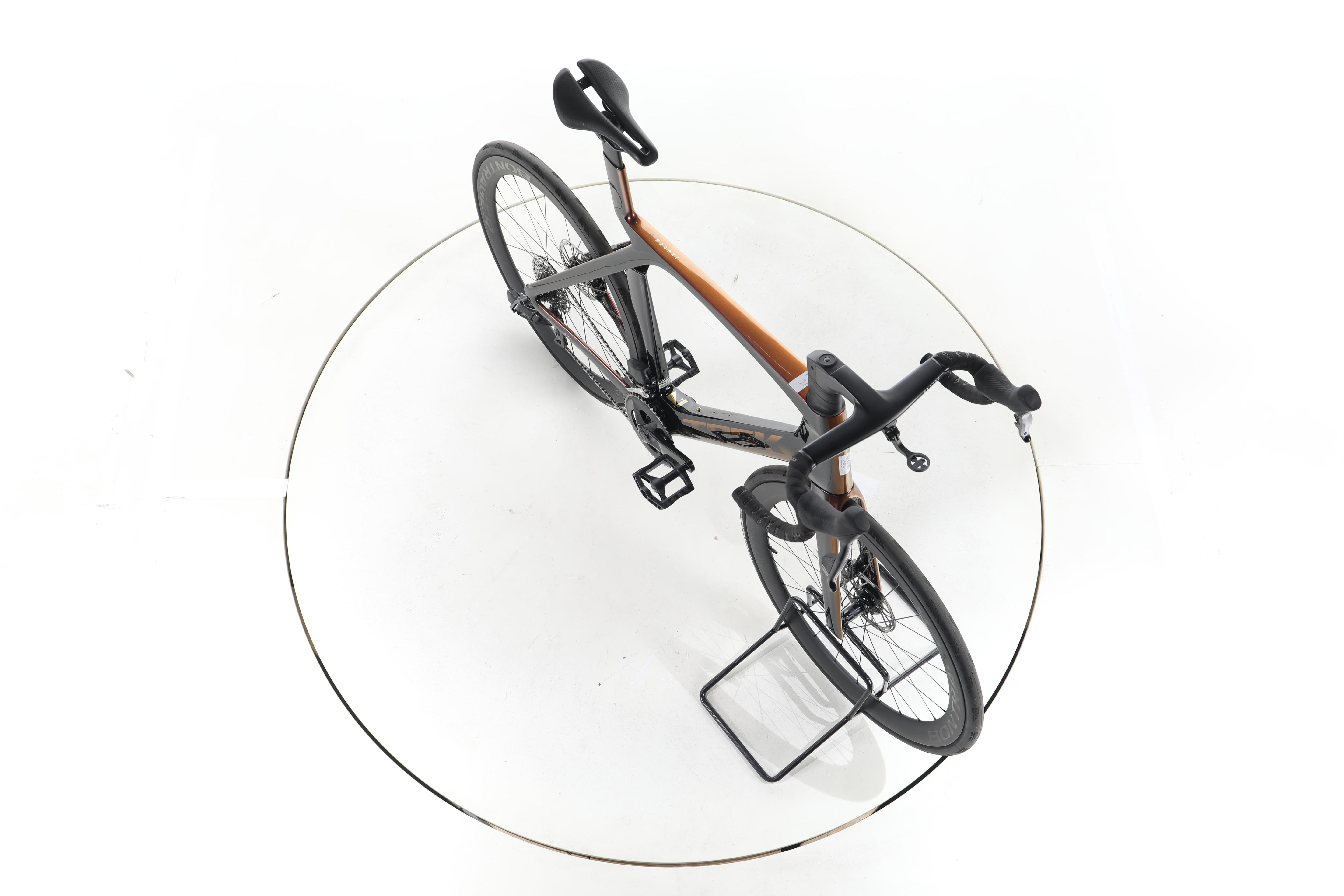 Trek Madone SLR 6 AXS Gen 7 - Image 15