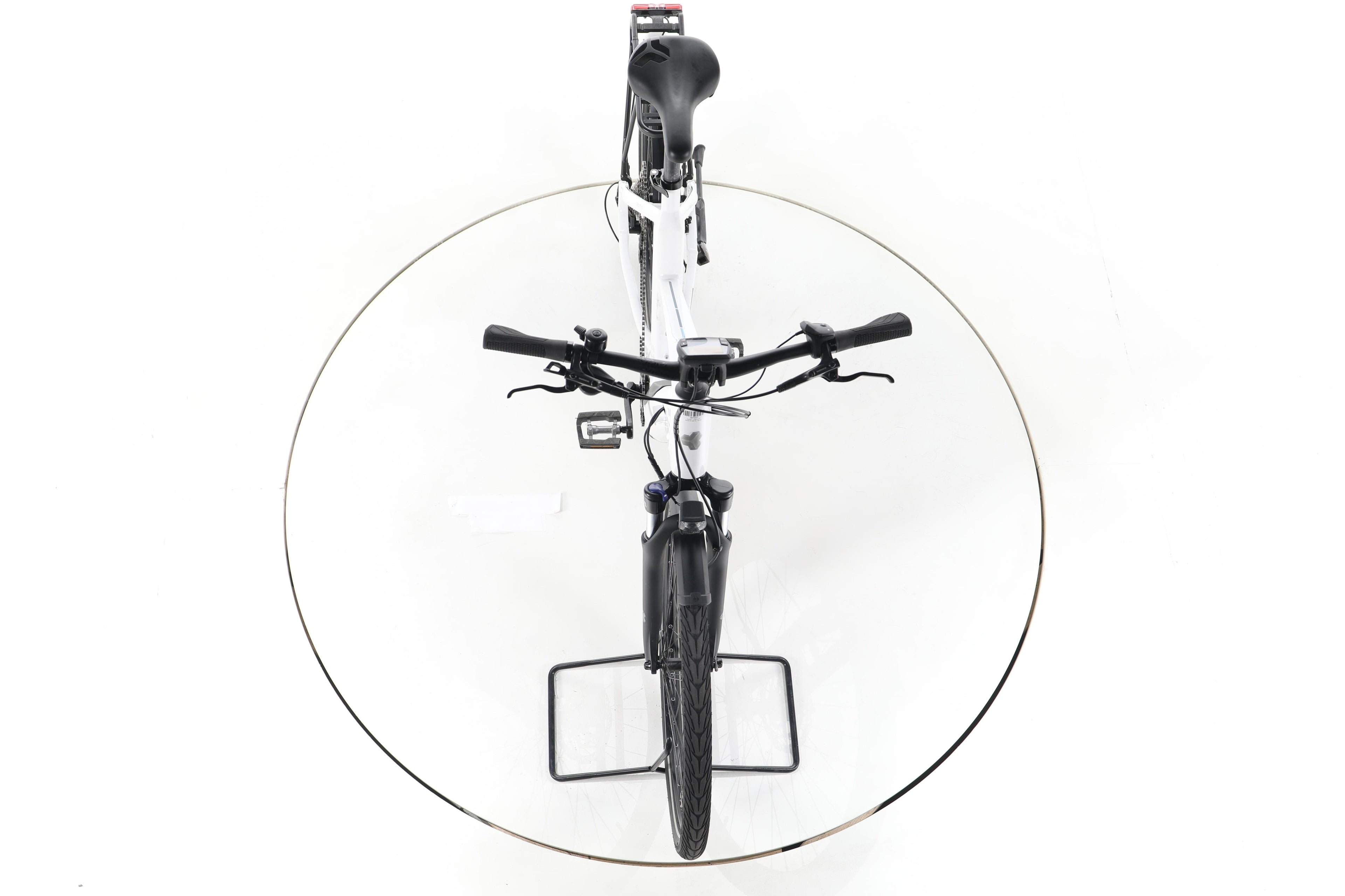 Carver Route E.420 Trekking E-Bike - Image 16