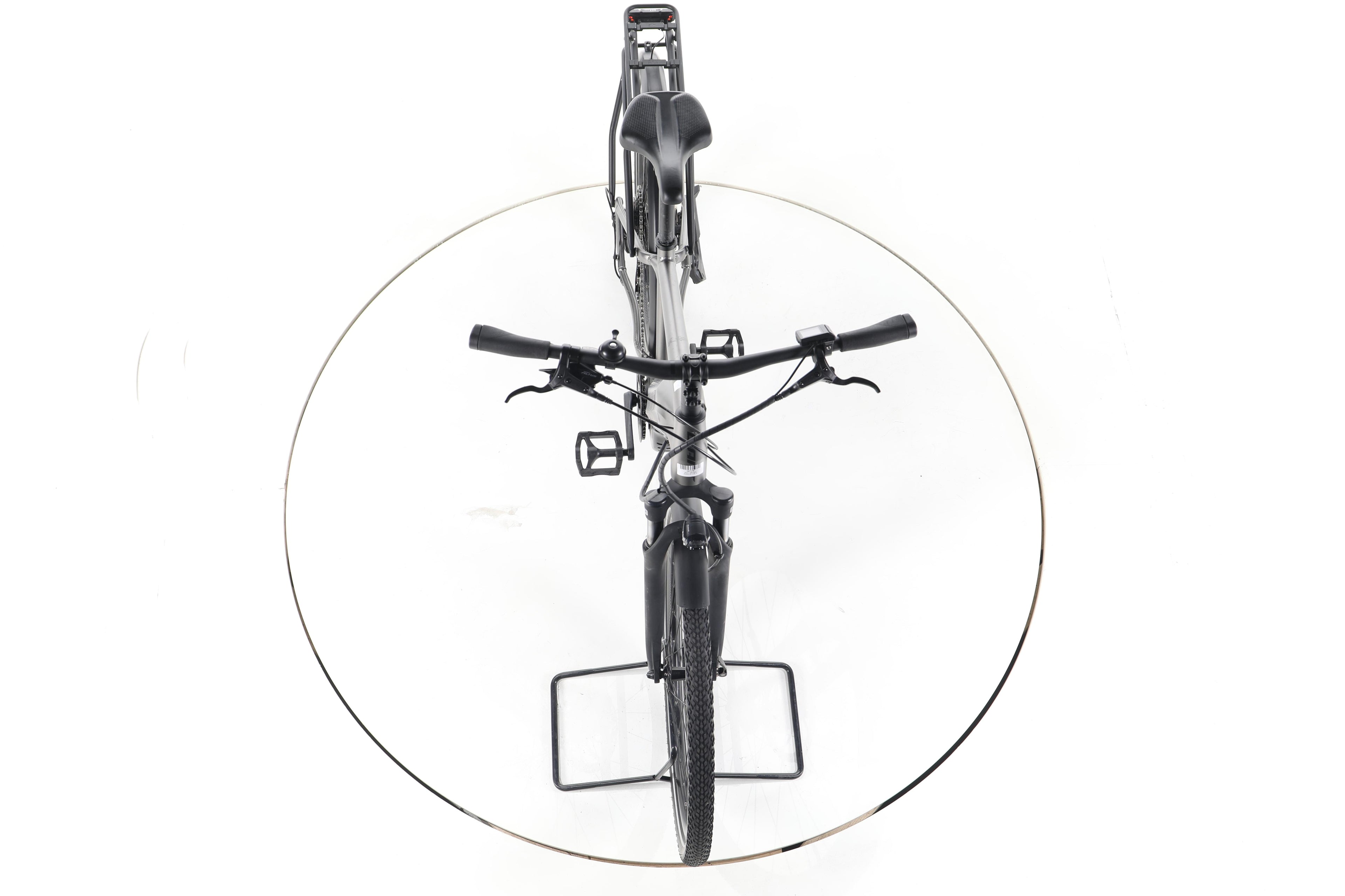 Giant Explore E+ 3 Trekking E-Bike - Image 16