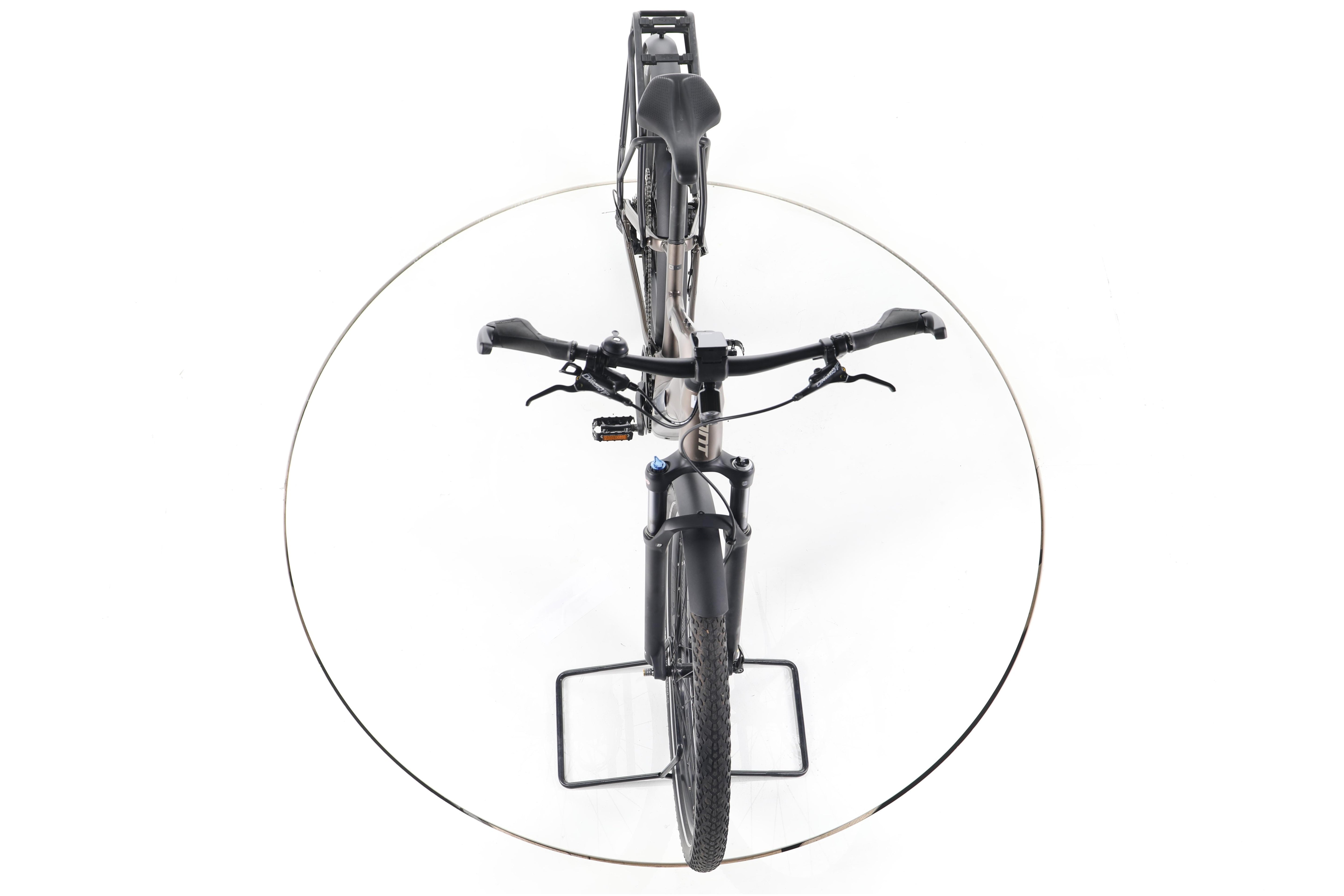 Giant Explore E+ Pro 1 Trekking E-Bike - Image 16